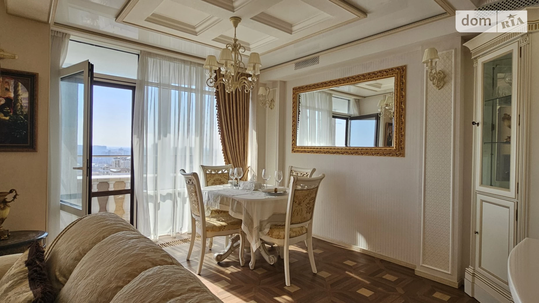 Продается 2-комнатная квартира 94 кв. м в Киеве, ул. Дегтяревская, 25А корпус 2 - фото 4