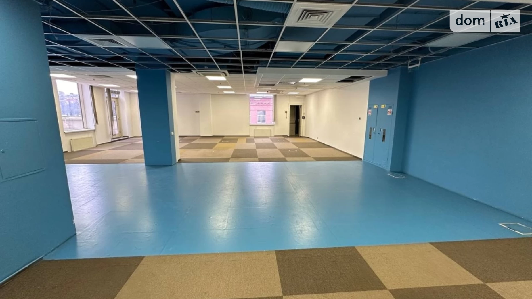 Сдается в аренду офис 727 кв. м в бизнес-центре, цена: 17435 $ - фото 4
