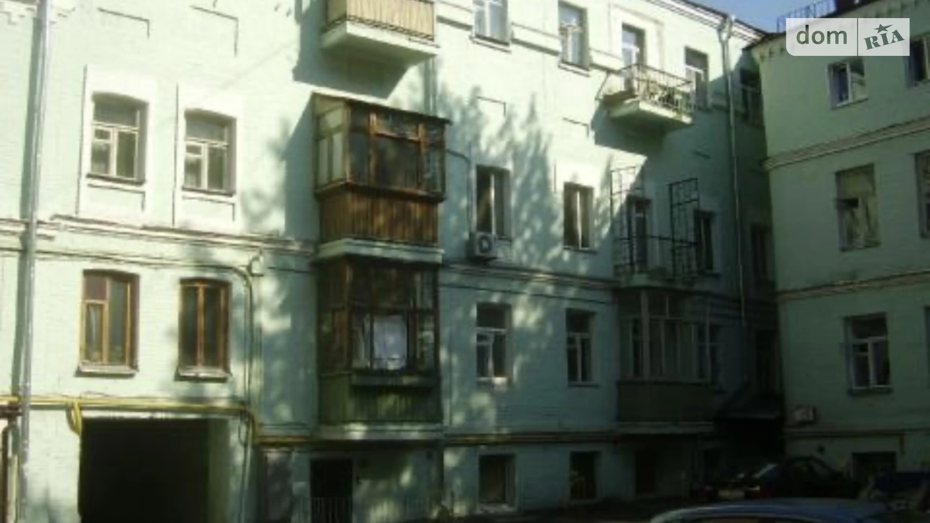 Продается 2-комнатная квартира 71 кв. м в Киеве, ул. Владимирская, 82