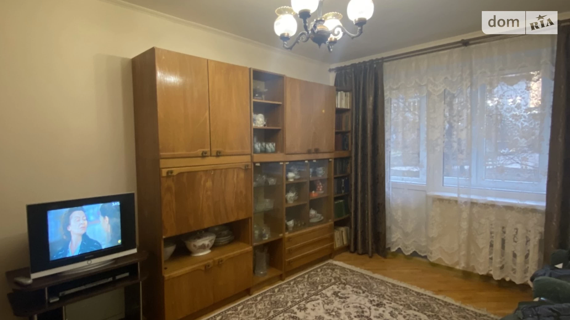 Продается 3-комнатная квартира 71 кв. м в Львове, ул. Хуторовка