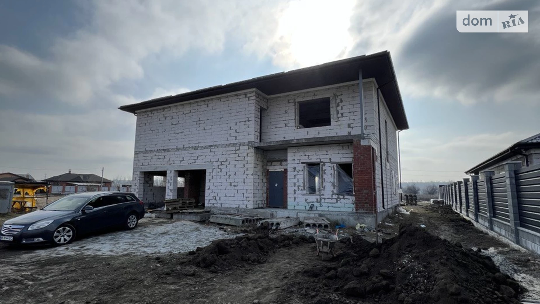 Продается дом на 2 этажа 400 кв. м с беседкой, цена: 100000 $ - фото 3