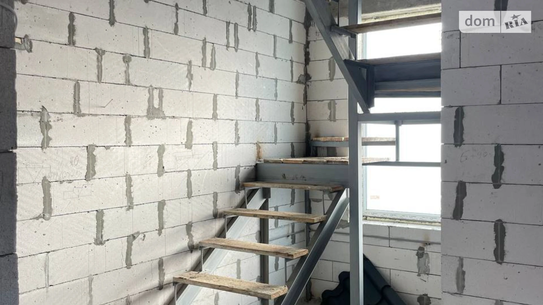 Продается дом на 2 этажа 157 кв. м с камином, цена: 125000 $ - фото 5