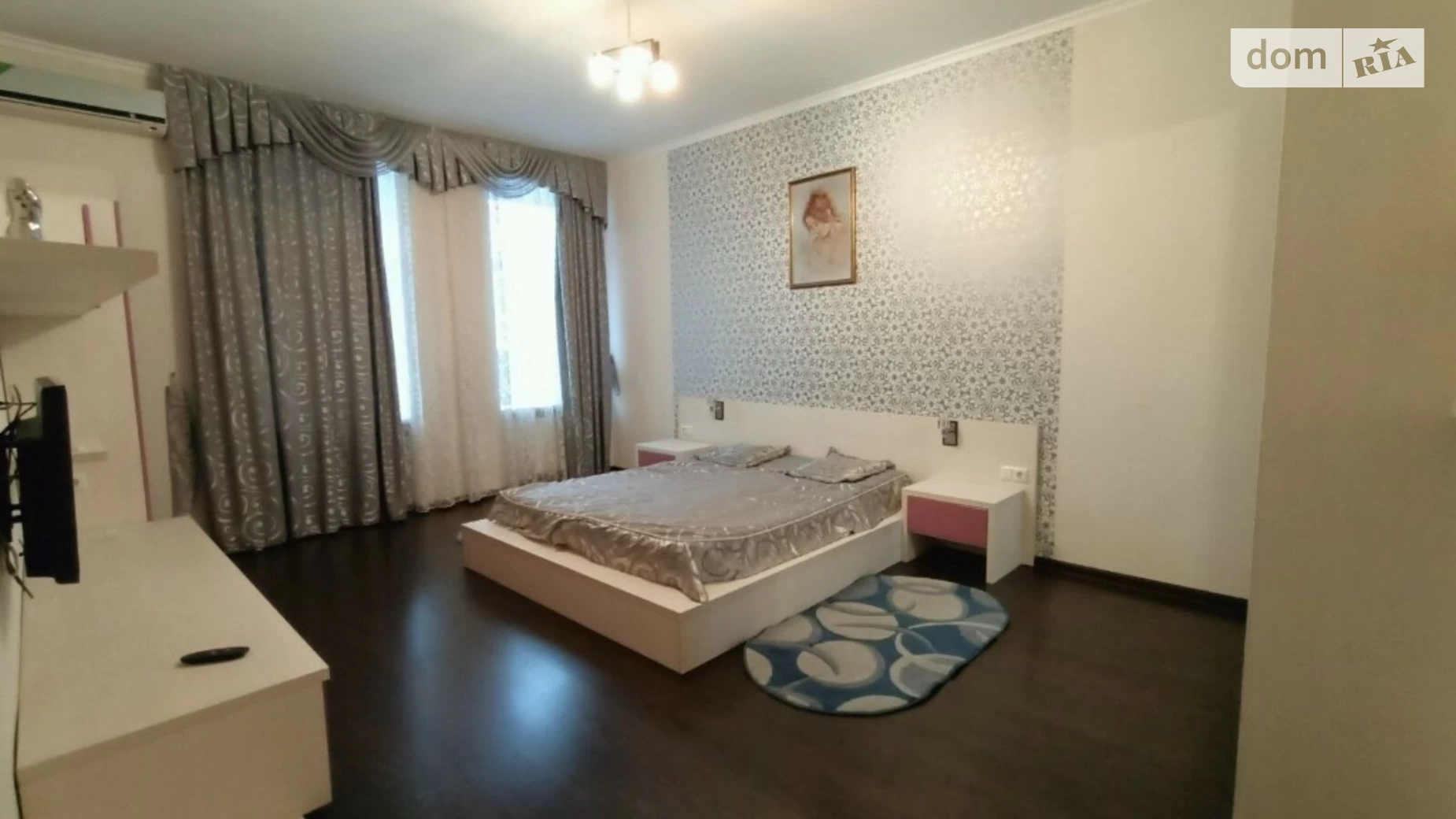 Продается 2-комнатная квартира 85 кв. м в Киеве, ул. Антоновича(Горького), 48