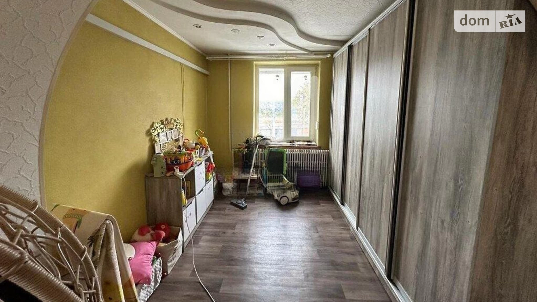 Продается 4-комнатная квартира 80 кв. м в Харькове