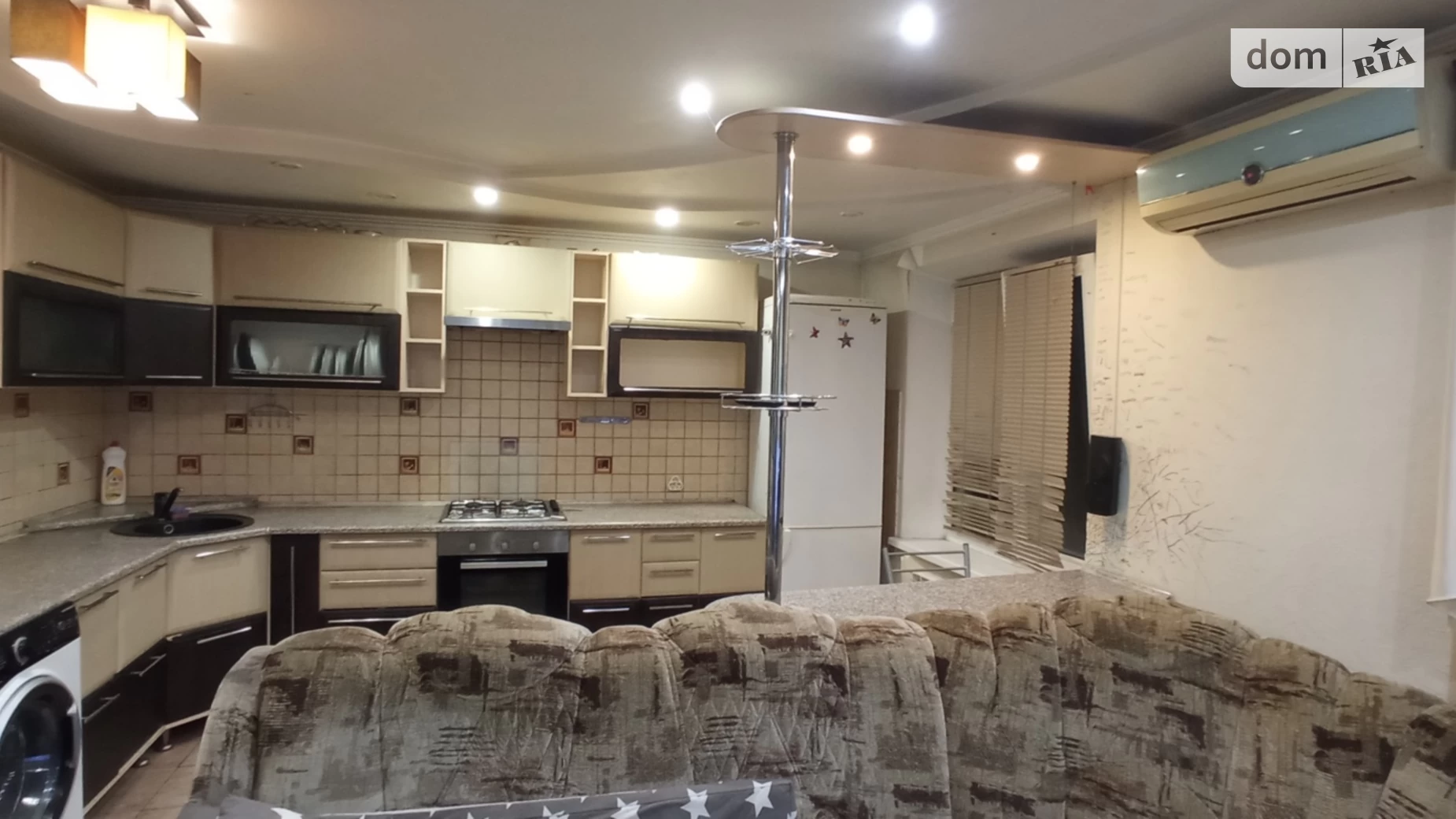 3-комнатная квартира 68.4 кв. м в Запорожье, ул. Автозаводская - фото 2