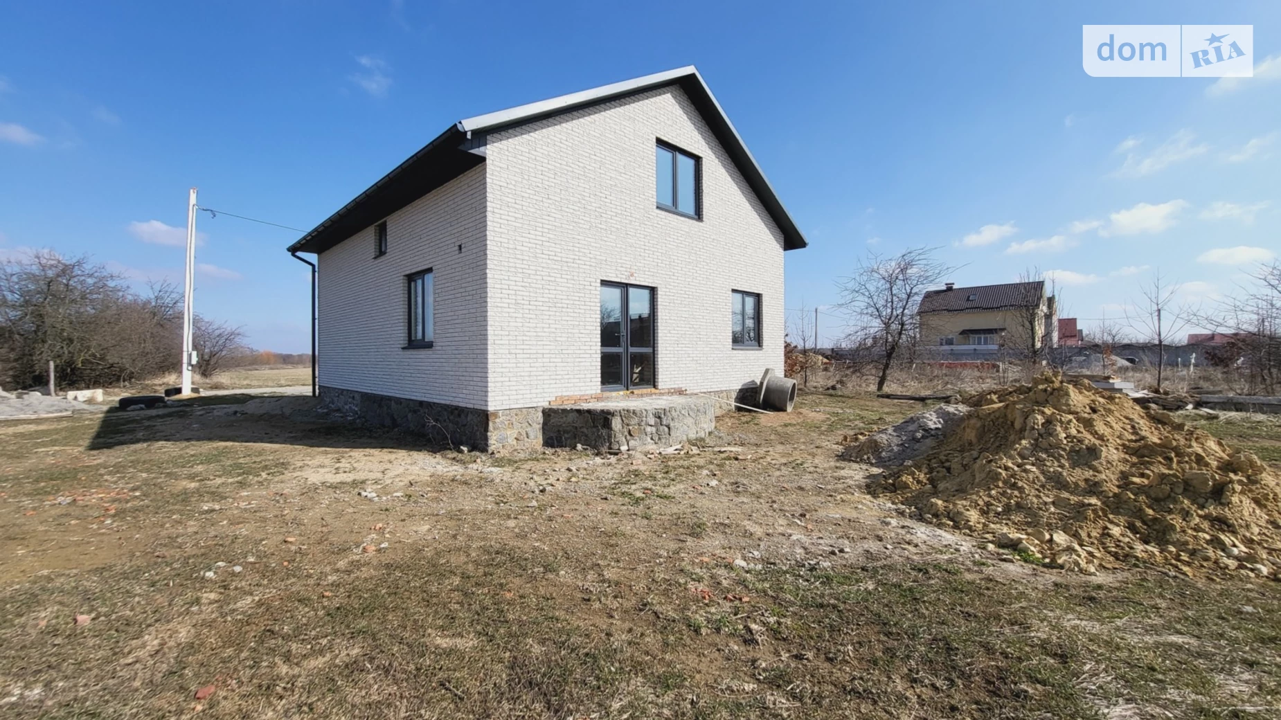 Продается дом на 2 этажа 120 кв. м с камином, цена: 80000 $ - фото 3