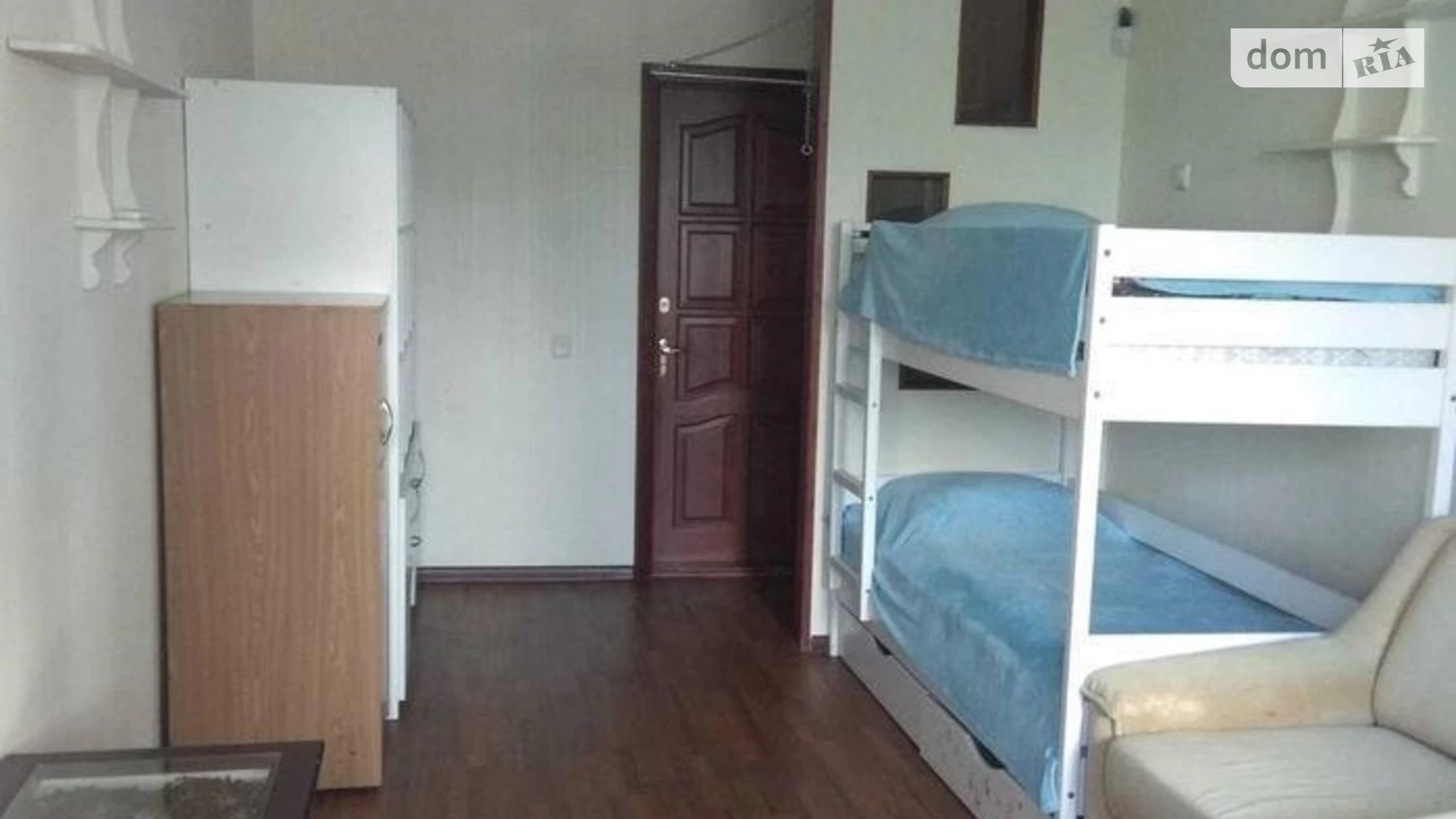 Продается 3-комнатная квартира 62 кв. м в Киеве, ул. Шептицкого, 24Г
