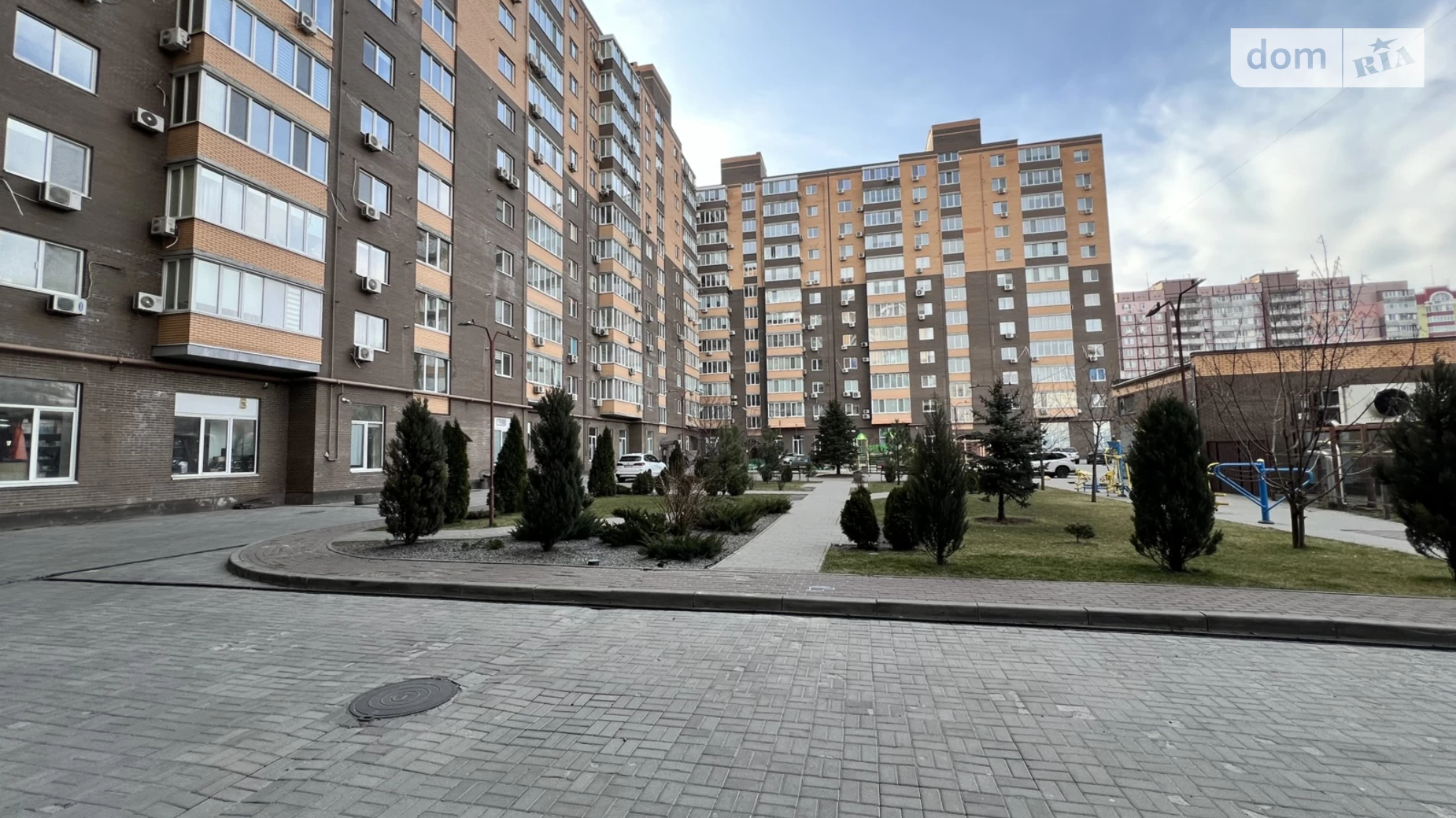 Продается 2-комнатная квартира 65 кв. м в Днепре, ул. Набережная Победы - фото 2