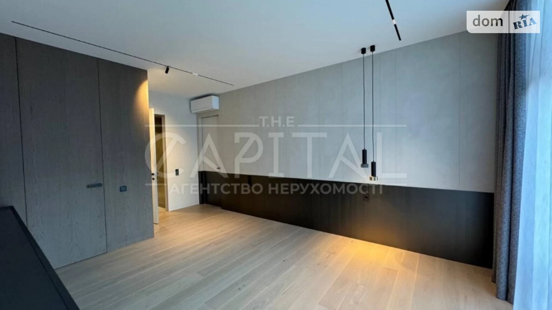 Продается 3-комнатная квартира 150 кв. м в Киеве