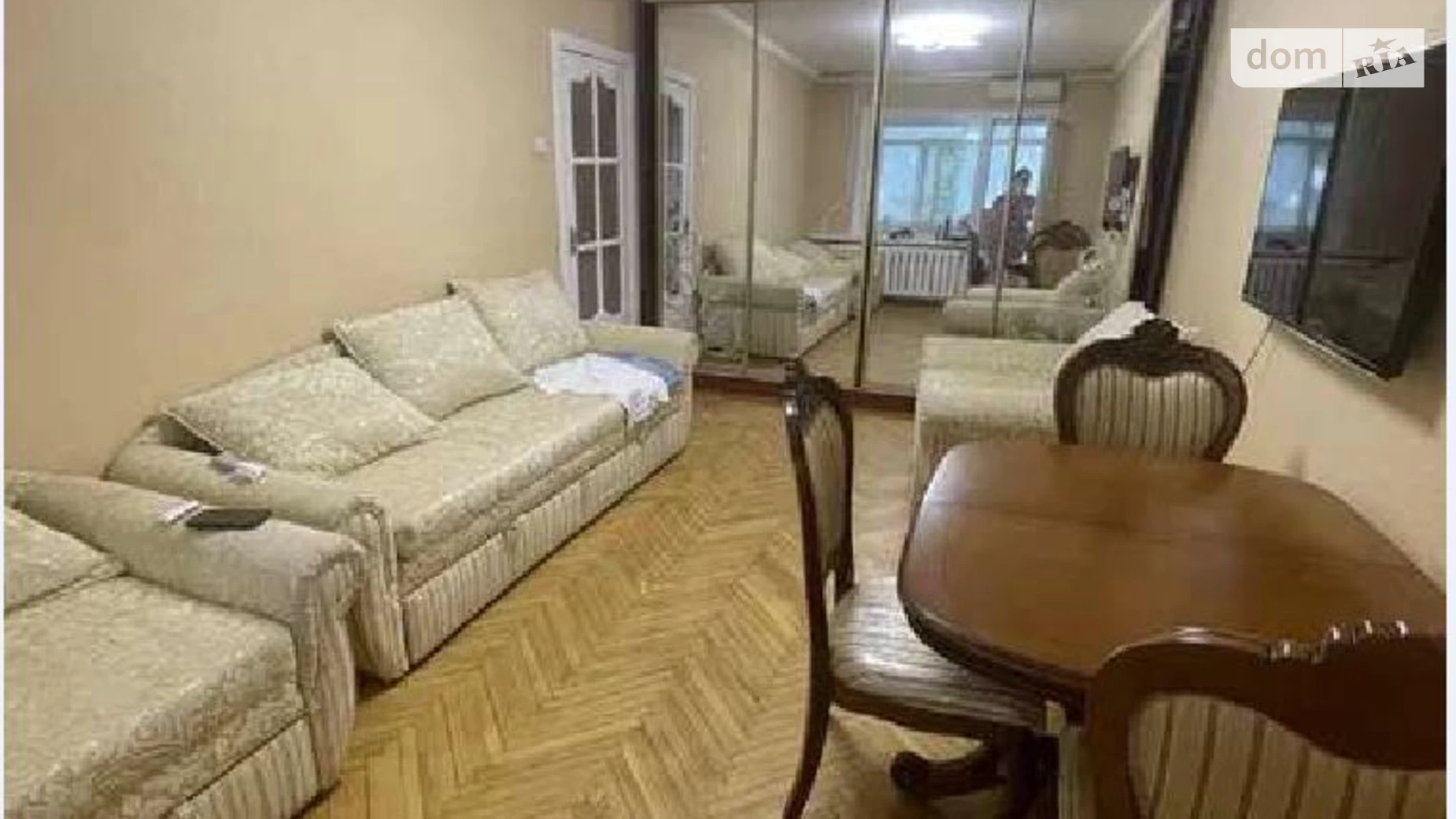 Продається 2-кімнатна квартира 58 кв. м у Одесі, Фонтанська дор., 67