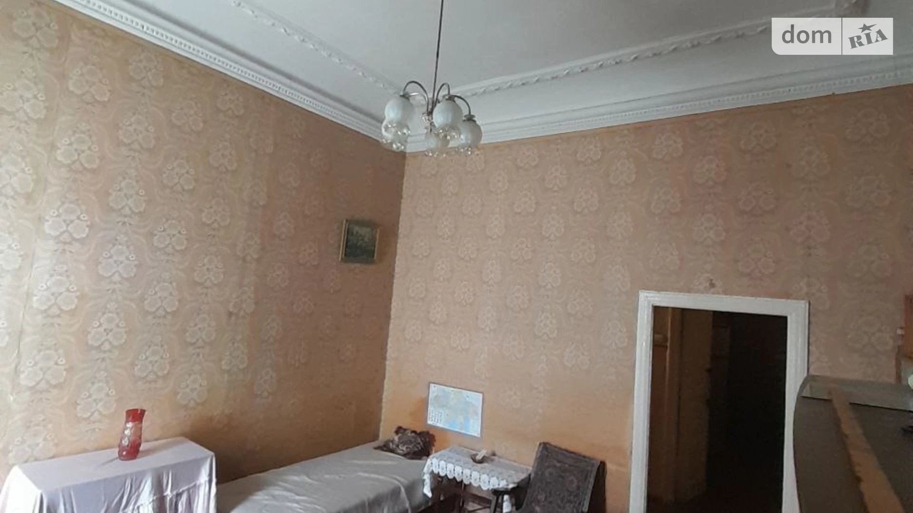 Продается 2-комнатная квартира 55 кв. м в Одессе, ул. Новосельского, 93
