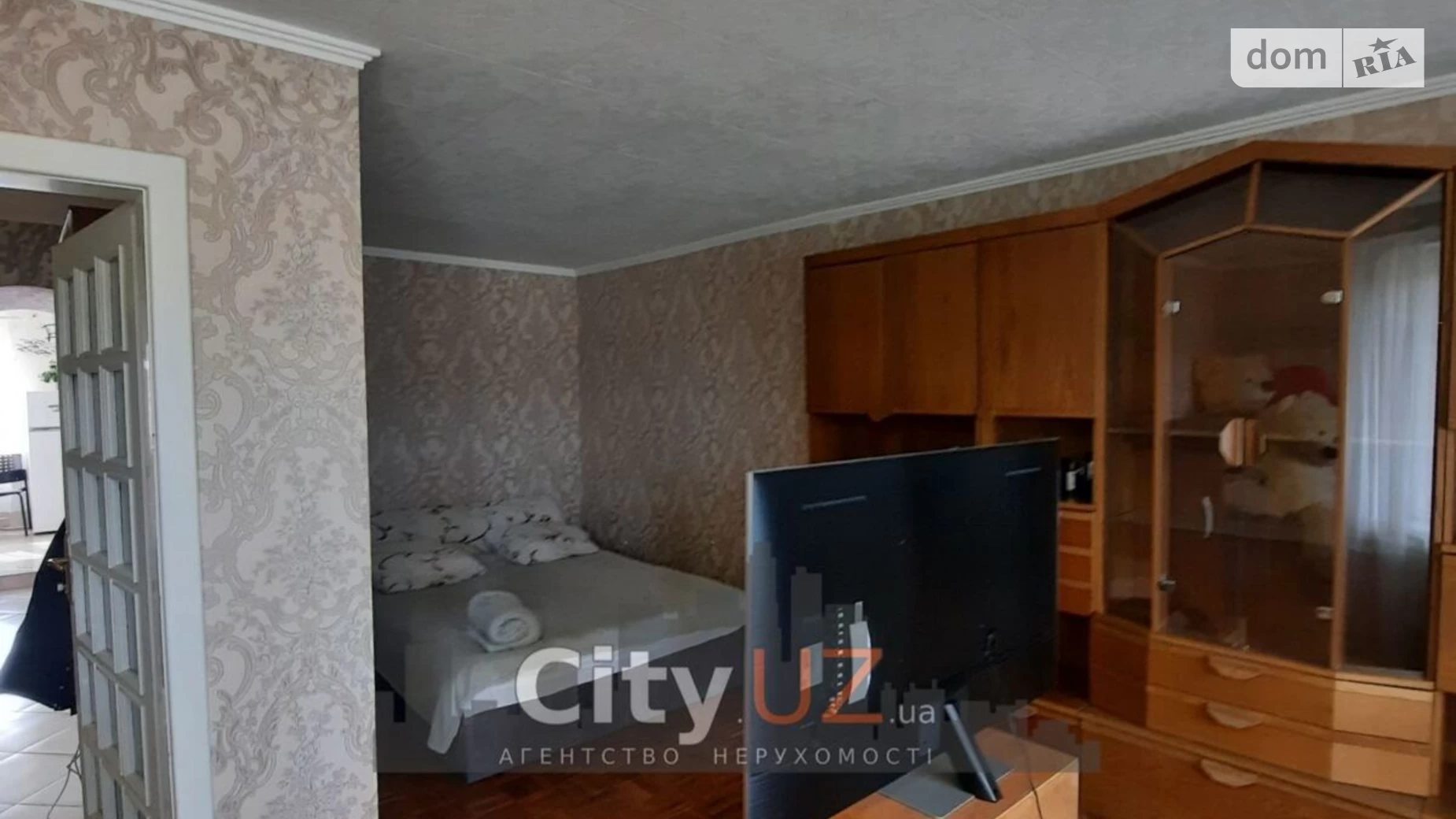 Продается 2-комнатная квартира 82 кв. м в Ужгороде, ул. Владимирская