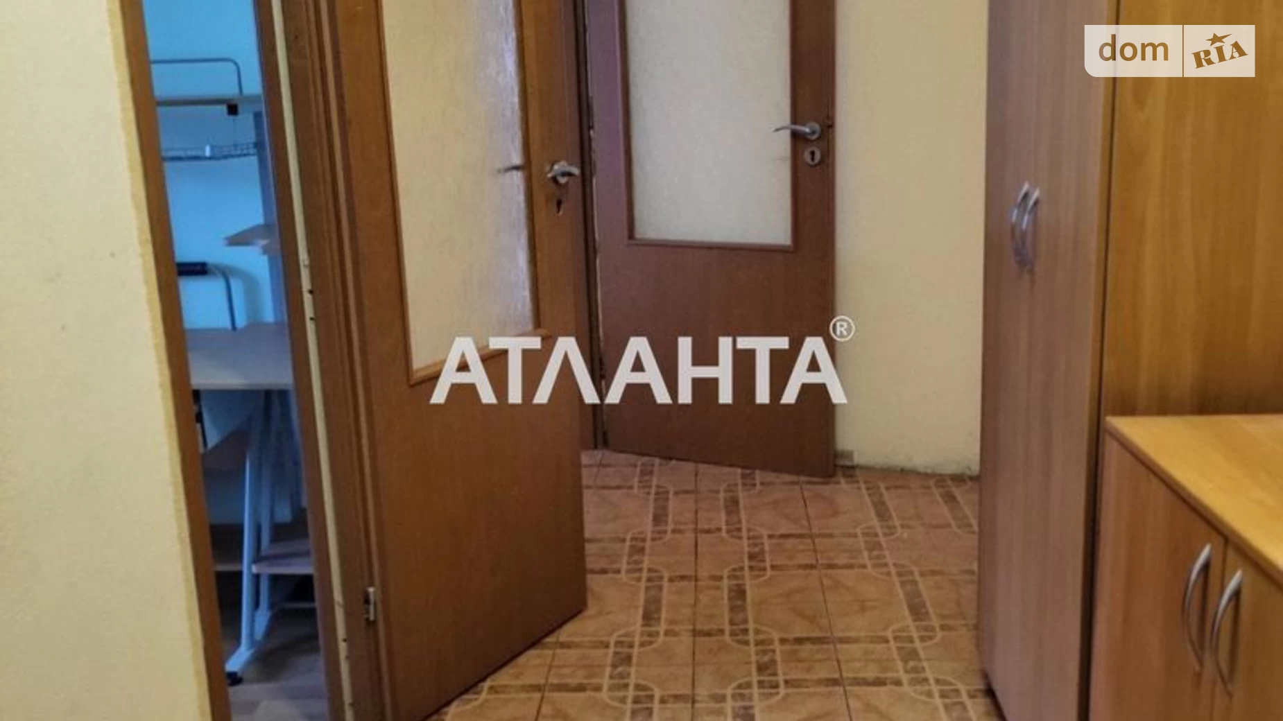 Продається 2-кімнатна квартира 44 кв. м у Одесі, вул. Сегедська