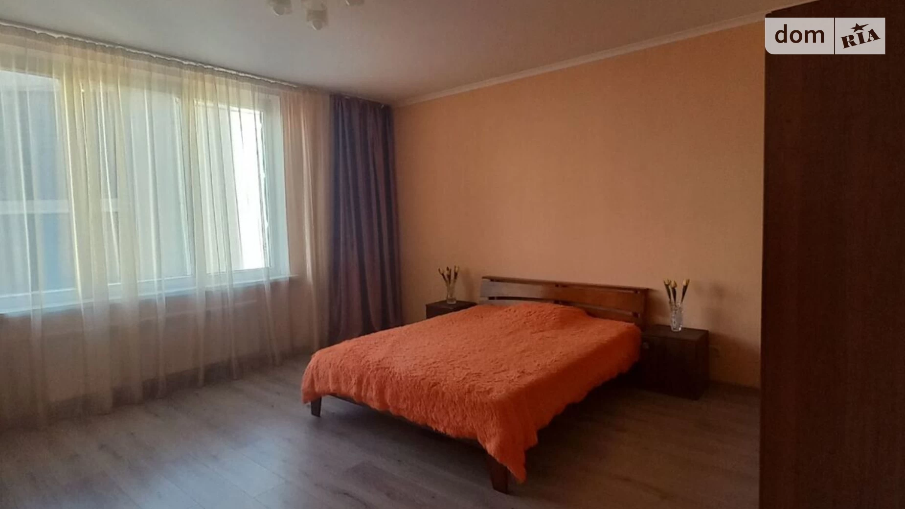 Продается 2-комнатная квартира 70 кв. м в Одессе, ул. Генуэзская