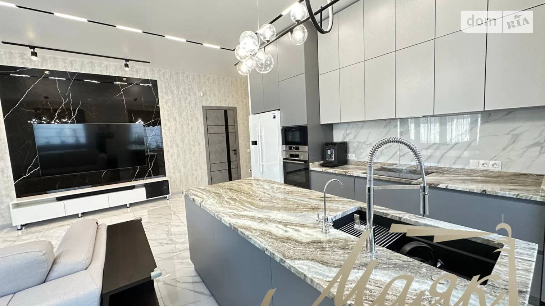 Продается одноэтажный дом 180 кв. м с участком, цена: 175000 $ - фото 5