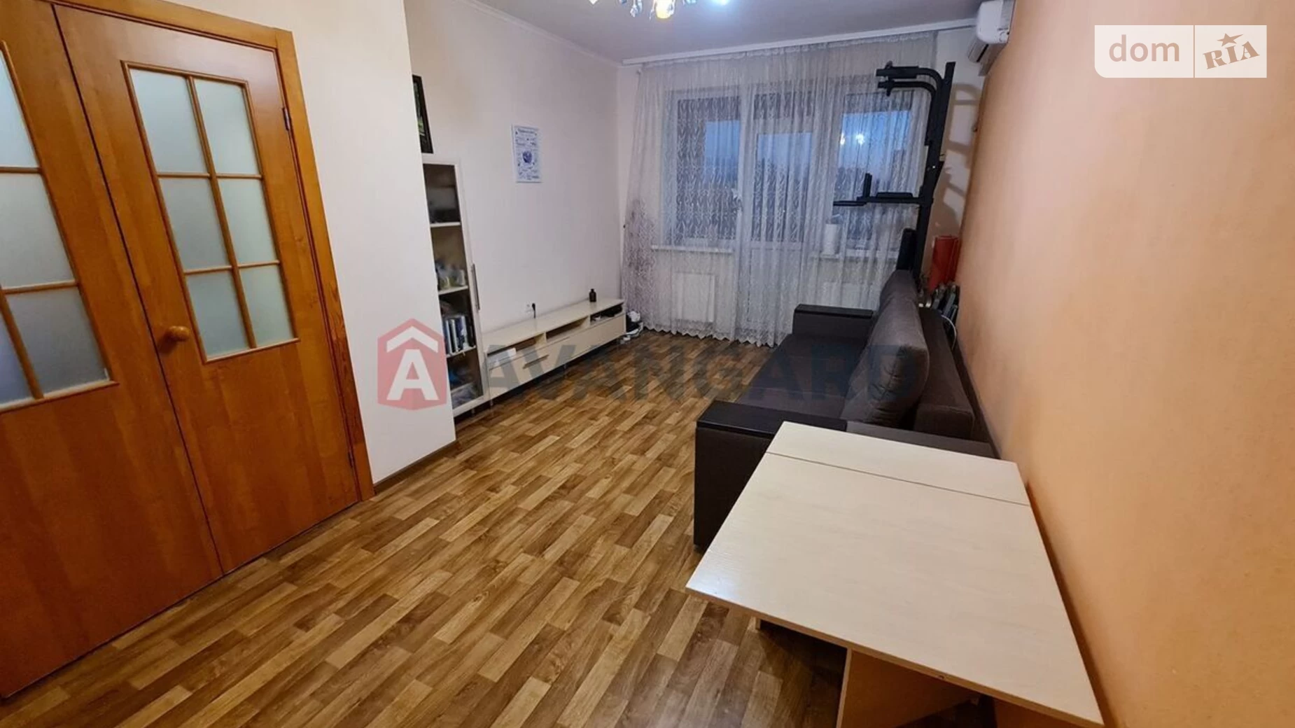 Продается 1-комнатная квартира 41 кв. м в Киеве, ул. Борщаговская