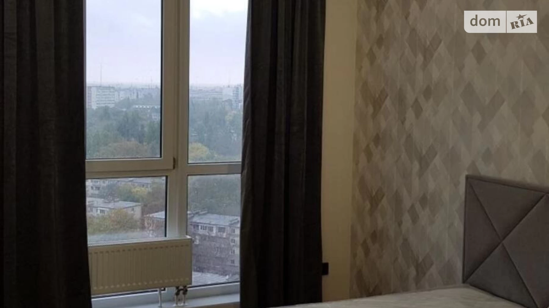 Продается 3-комнатная квартира 70 кв. м в Одессе, ул. Академика Филатова