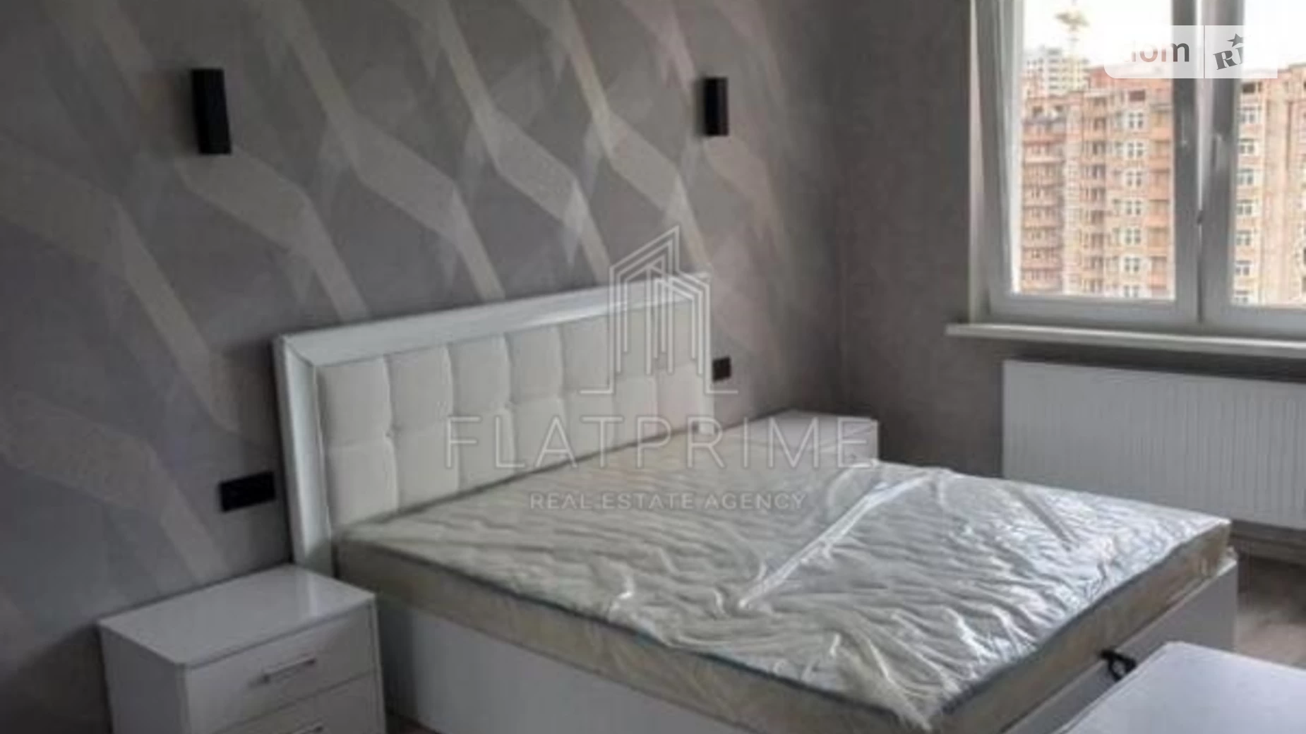 Продается 1-комнатная квартира 40 кв. м в Киеве, ул. Самойло Кошки(Маршала Конева), 5Б