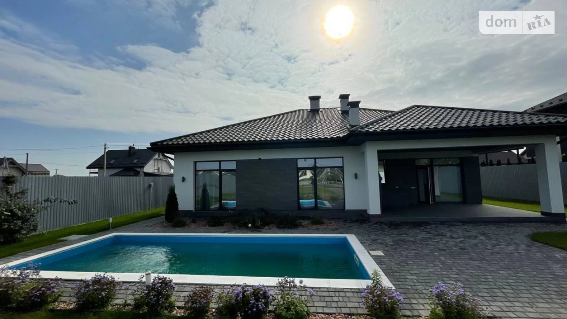Продається одноповерховий будинок 182 кв. м з каміном, цена: 320000 $ - фото 2