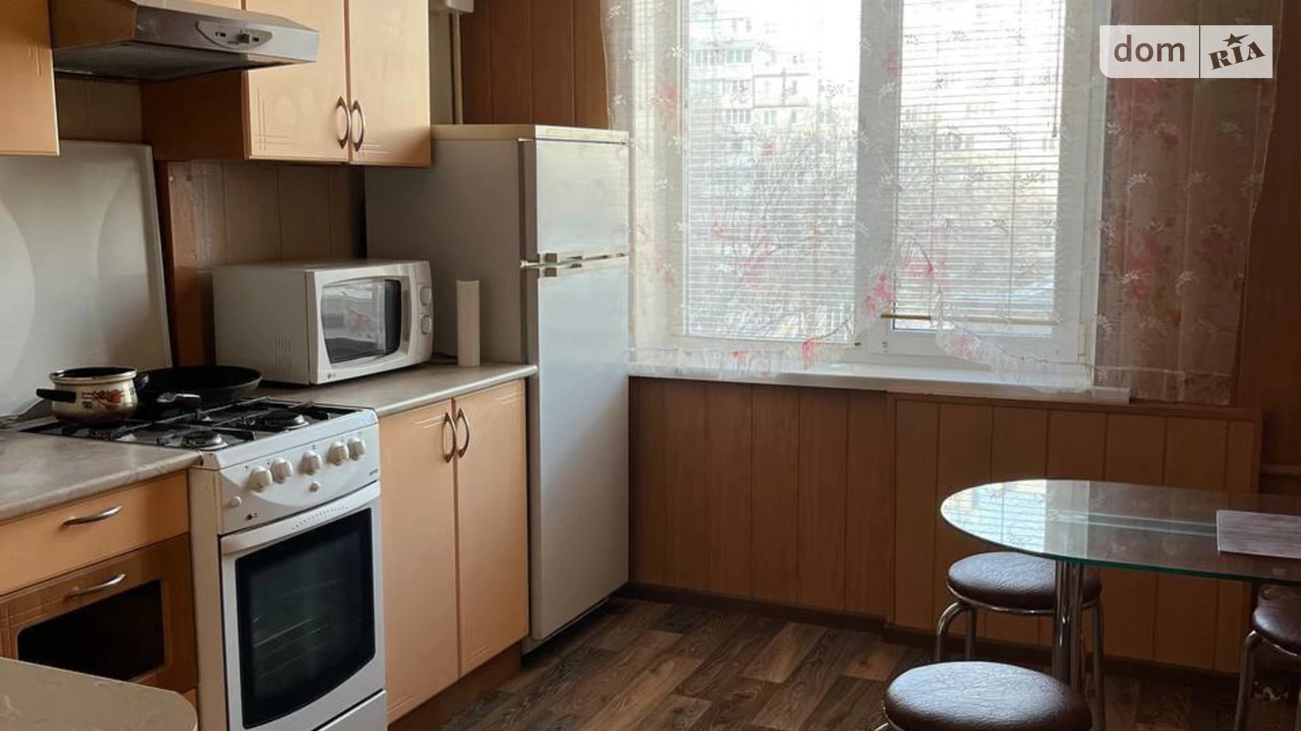 Продается 3-комнатная квартира 58 кв. м в Днепре, ул. Метростроевская, 3 - фото 2