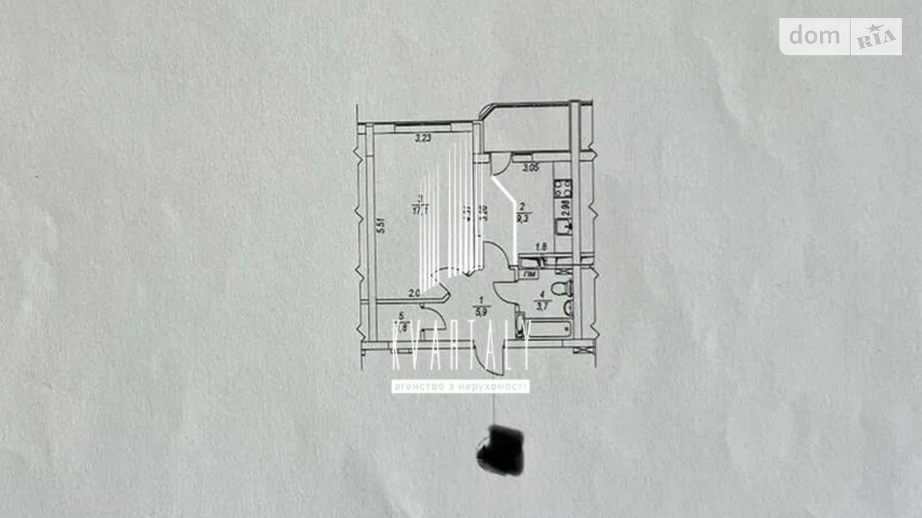 Продается 1-комнатная квартира 42 кв. м в Киеве, ул. Семьи Кульженков, 8