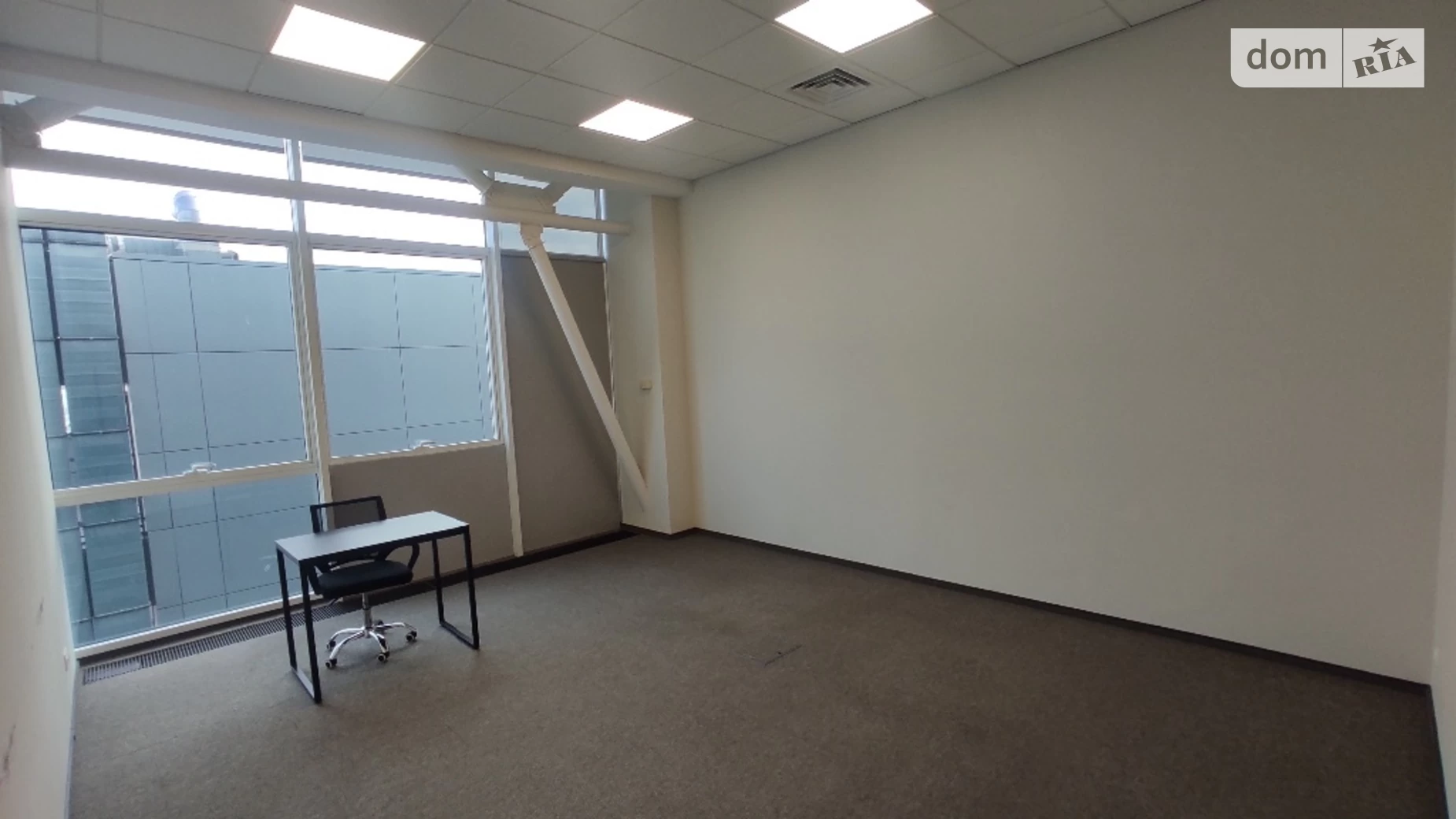 Сдается в аренду офис 172.04 кв. м в бизнес-центре, цена: 1377 $ - фото 2