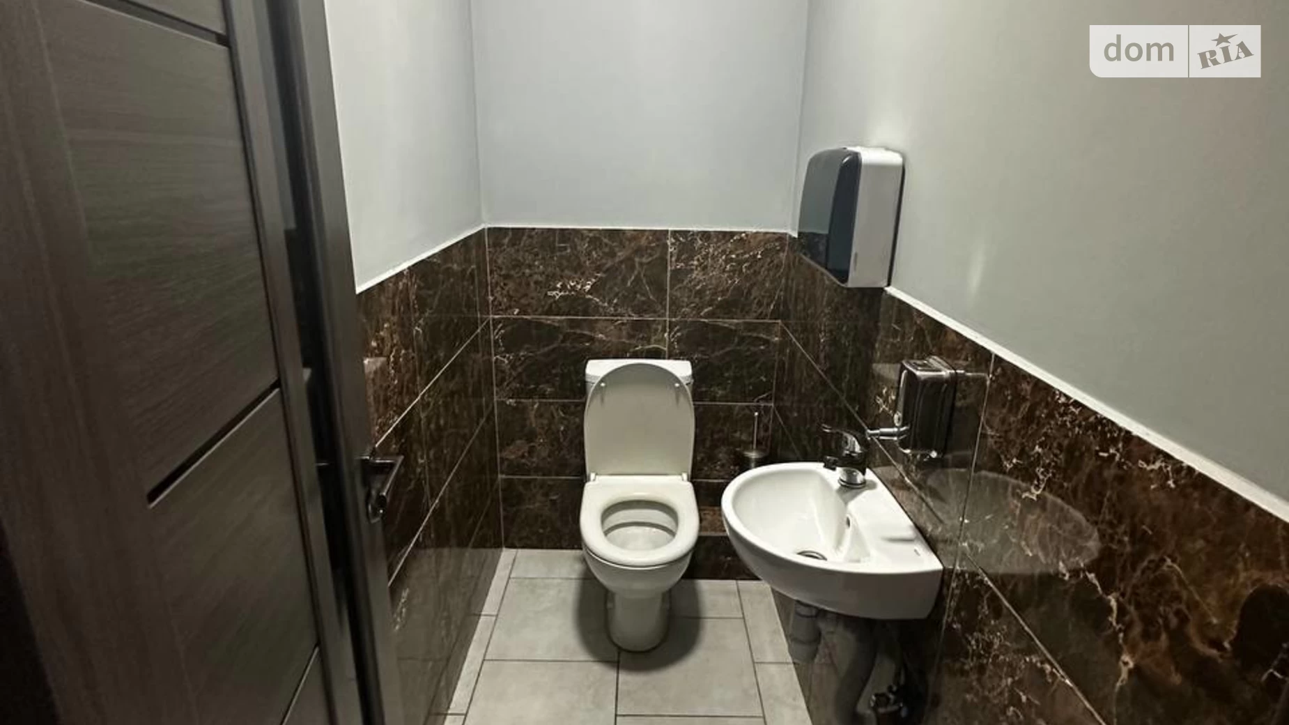 Сдается в аренду офис 72 кв. м в бизнес-центре, цена: 16000 грн - фото 4
