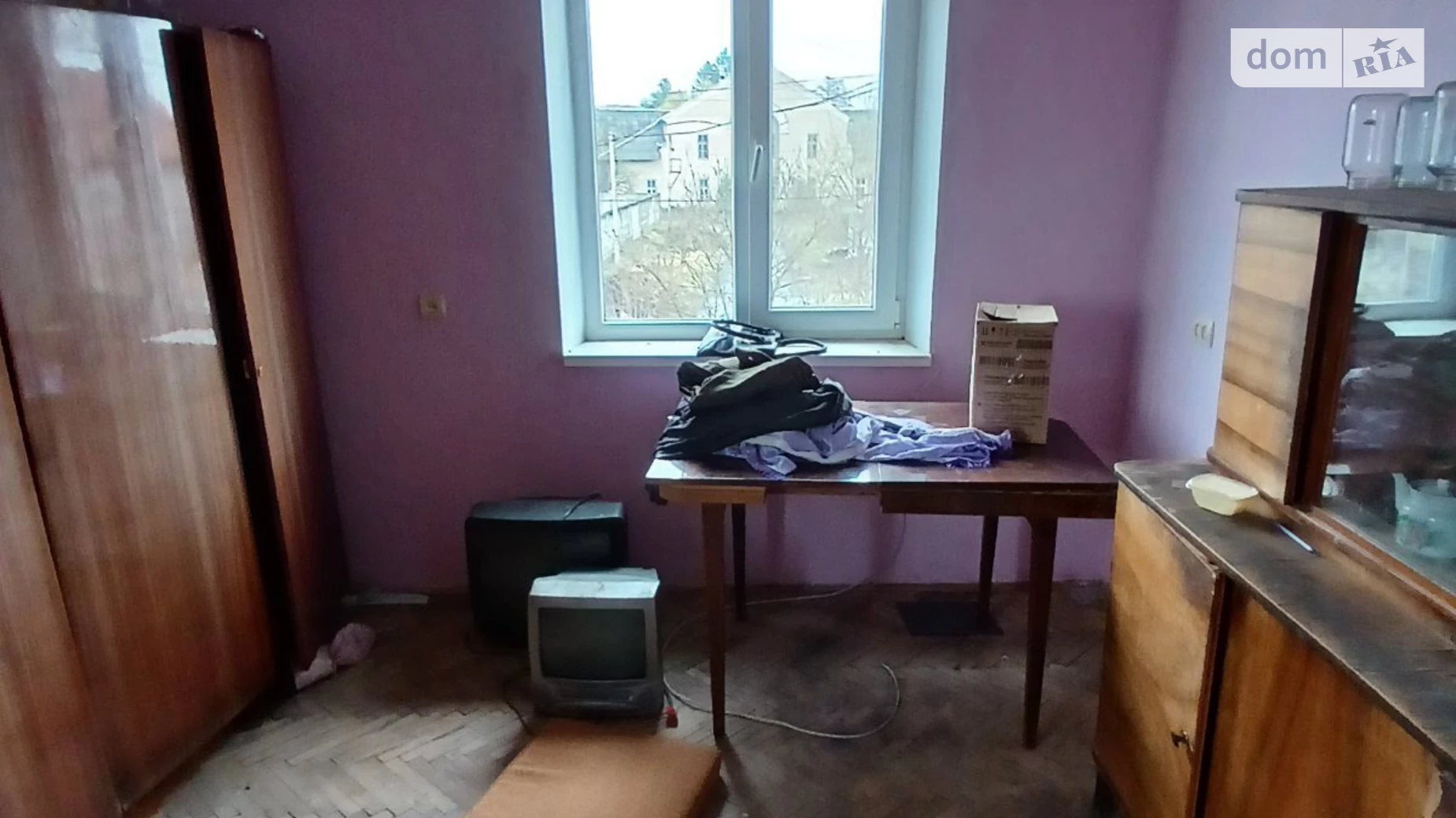 Продается 2-комнатная квартира 53 кв. м в Среднем, ул. Борканюка