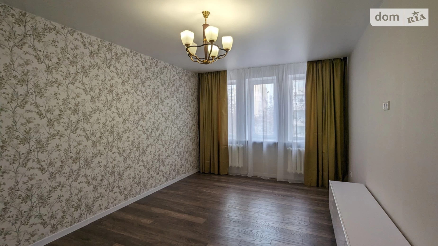 Продається 2-кімнатна квартира 74.2 кв. м у Одесі, вул. Марсельська, 42 - фото 2