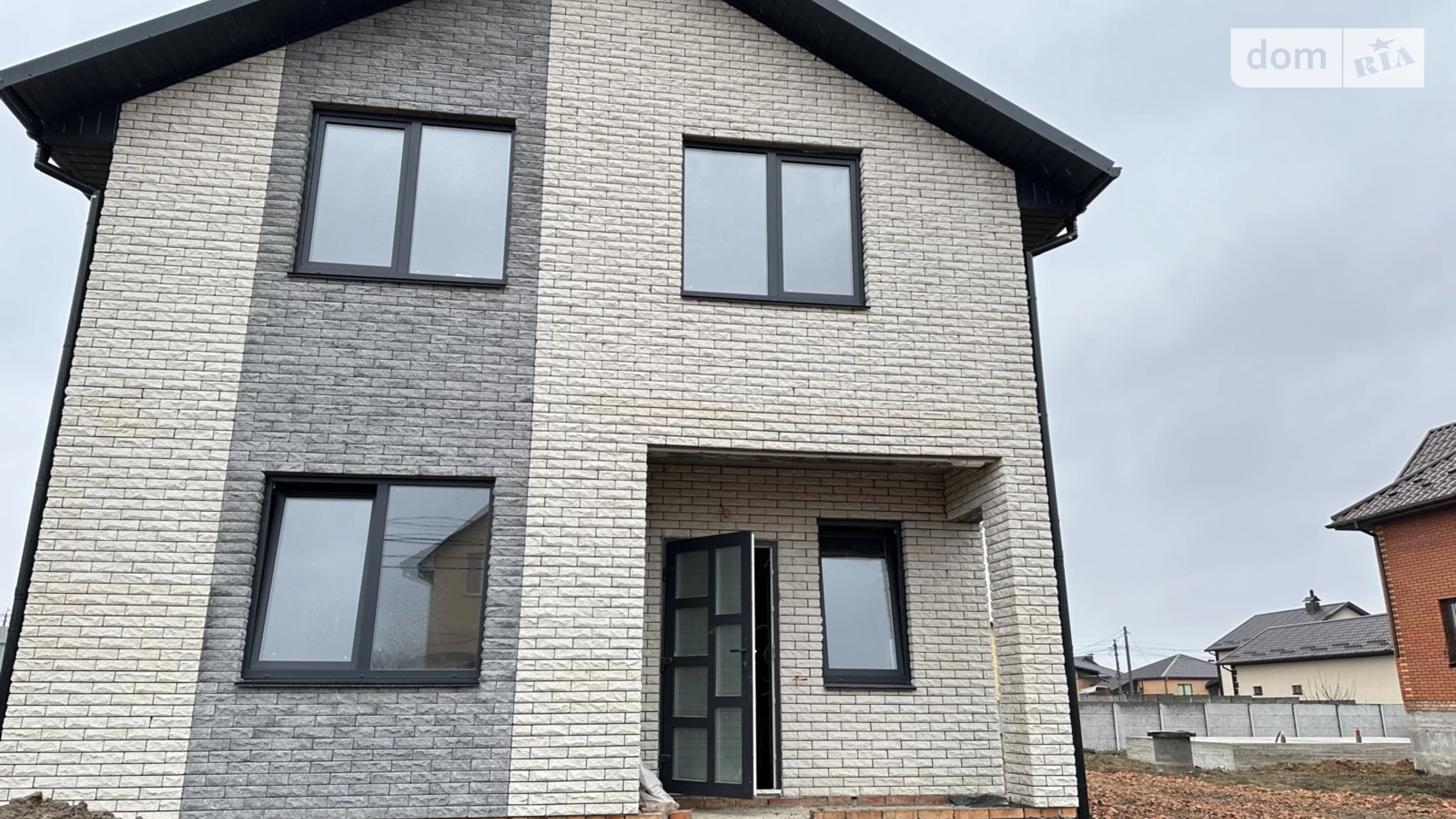 Продается дом на 2 этажа 120 кв. м с бассейном, цена: 92000 $ - фото 3