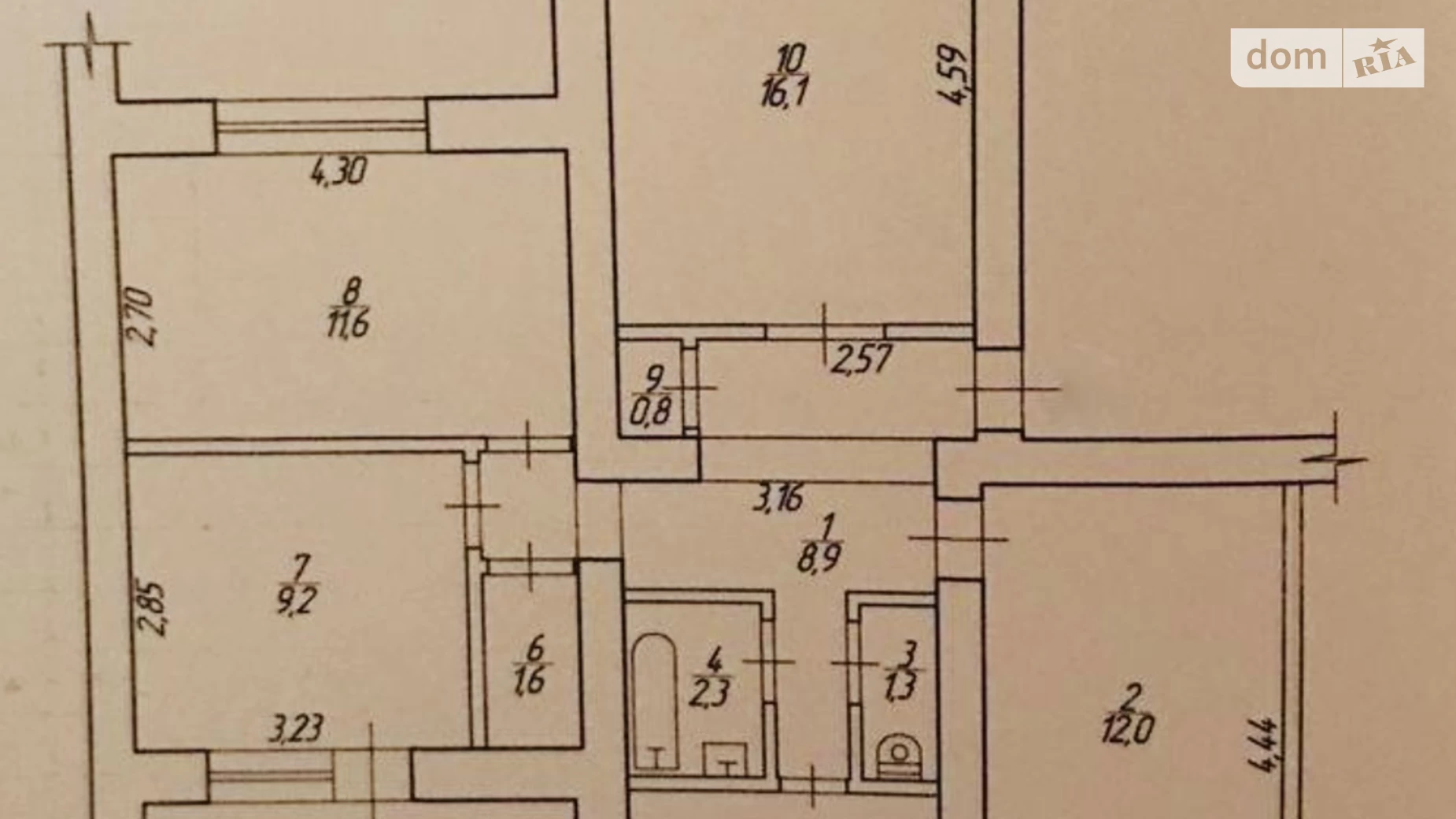 Продается 4-комнатная квартира 76 кв. м в Ровно, ул. Вышиванки(Орлова)