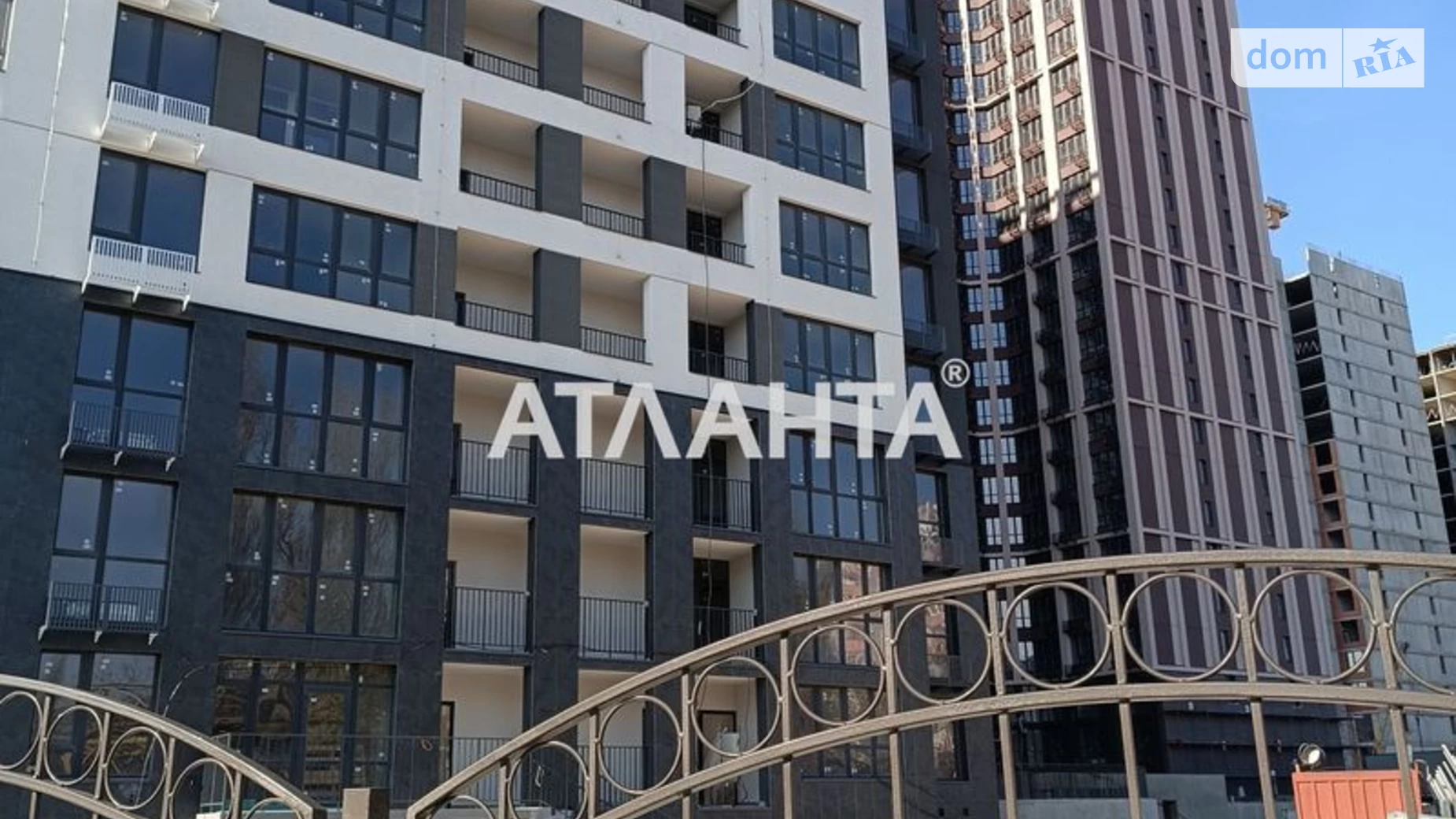 Продается 1-комнатная квартира 46 кв. м в Одессе, ул. Ивана Франко