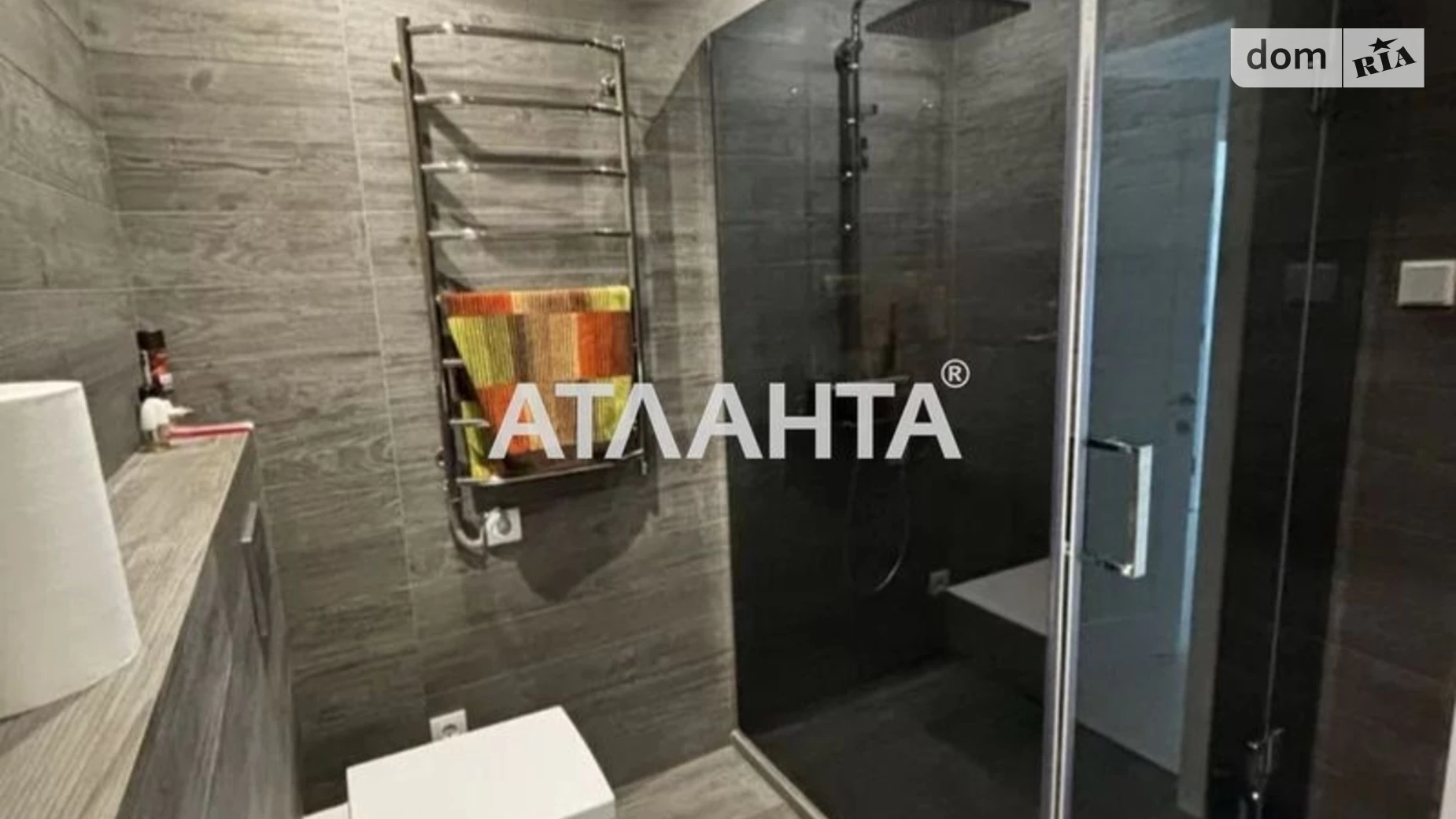 Продается 3-комнатная квартира 83.2 кв. м в Одессе