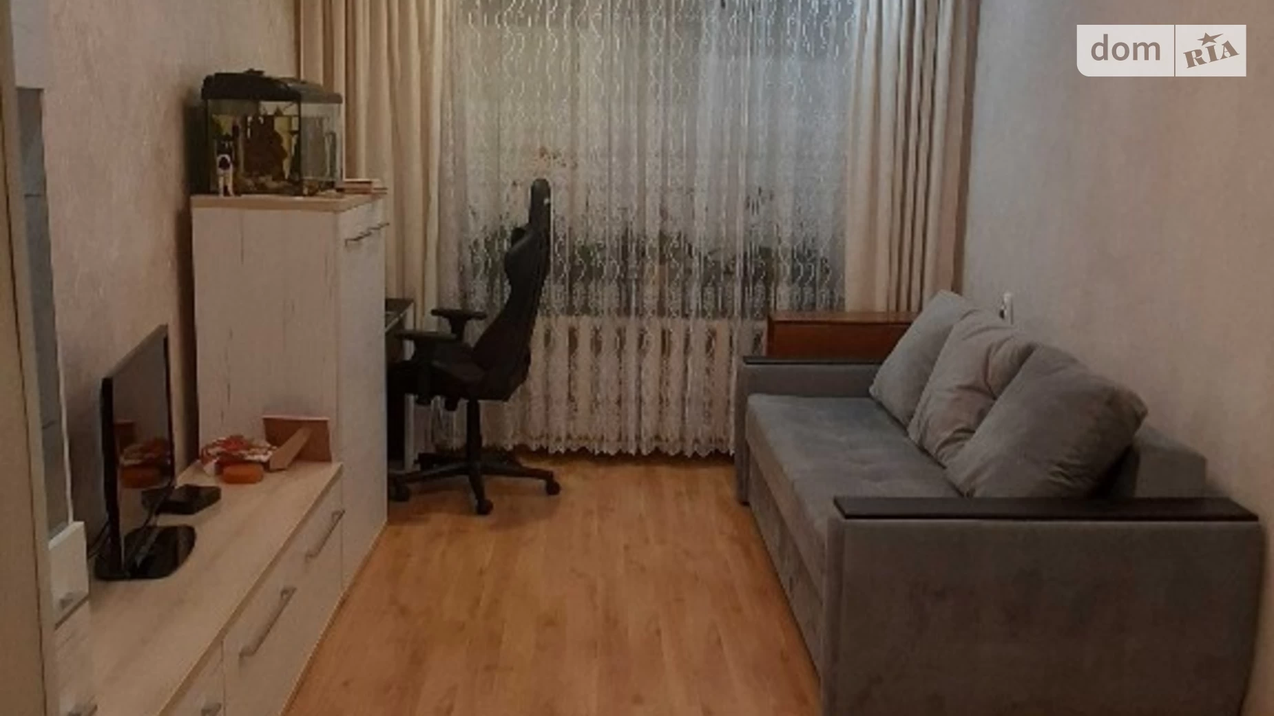 Продается 3-комнатная квартира 59.3 кв. м в Ровно, ул. Волынской Дивизии