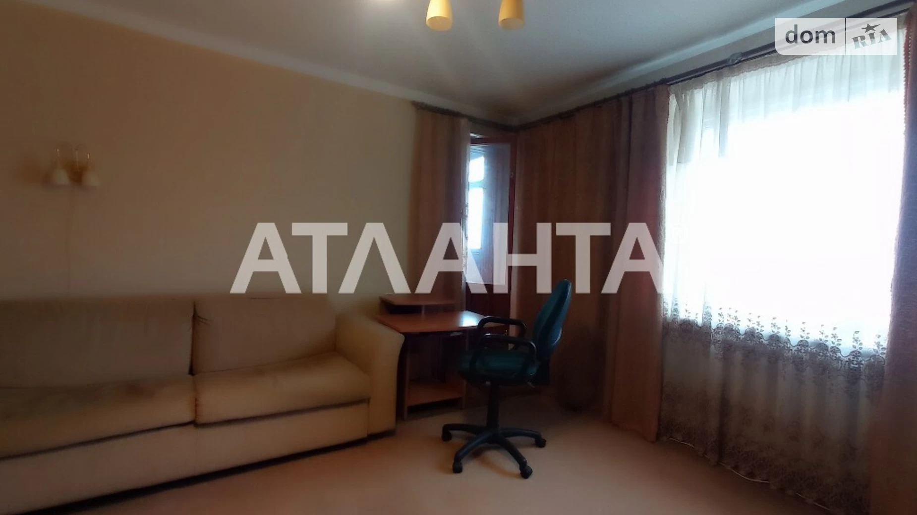 Продается 2-комнатная квартира 50 кв. м в Одессе, ул. Сергея Ядова