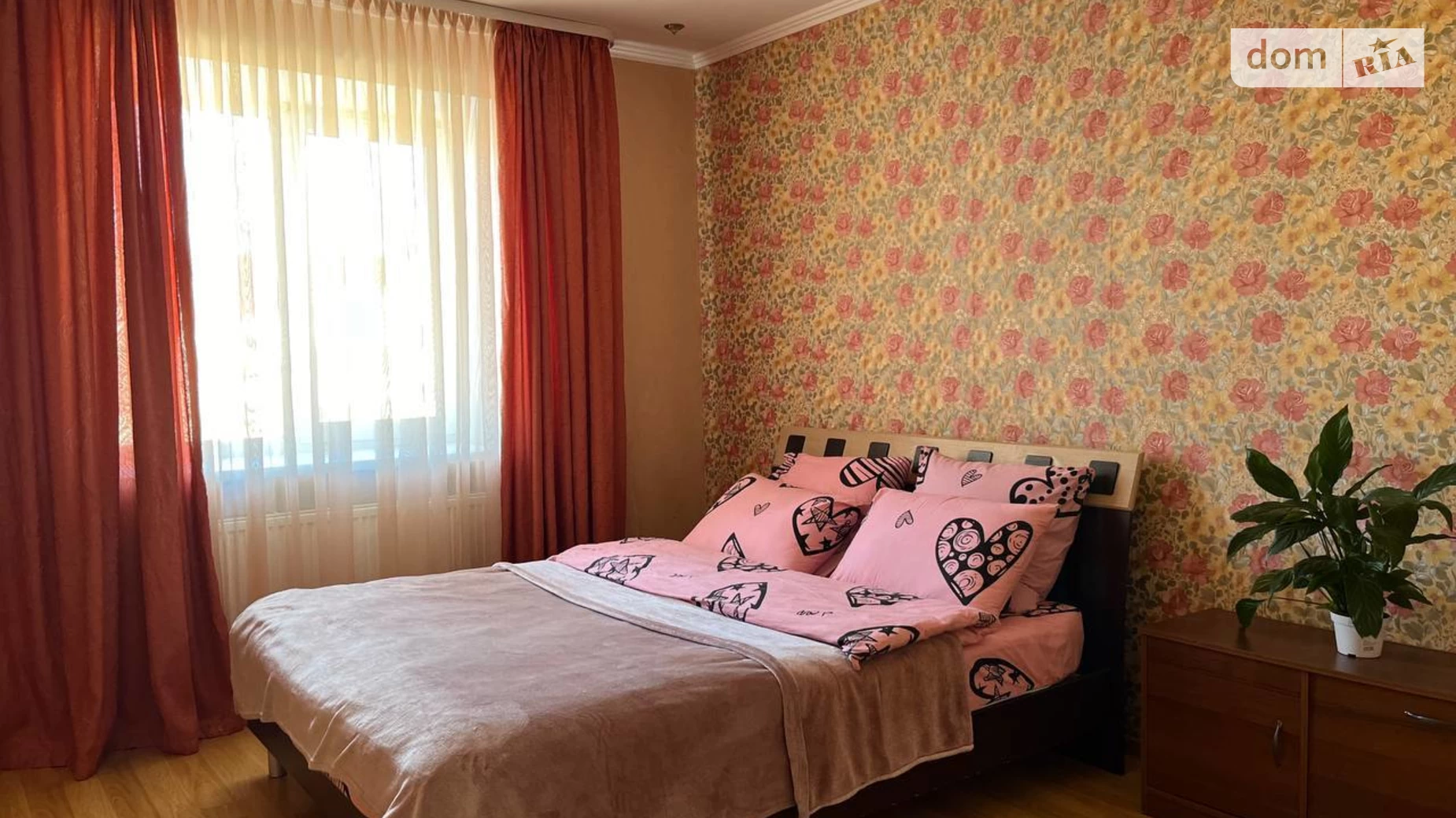 2-кімнатна квартира 72 кв. м у Луцьку, вул. Кравчука
