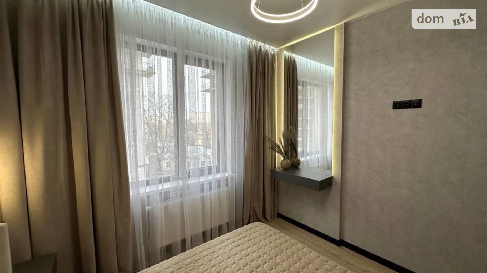 Продается 1-комнатная квартира 47 кв. м в Одессе, Фонтанская дор. - фото 5