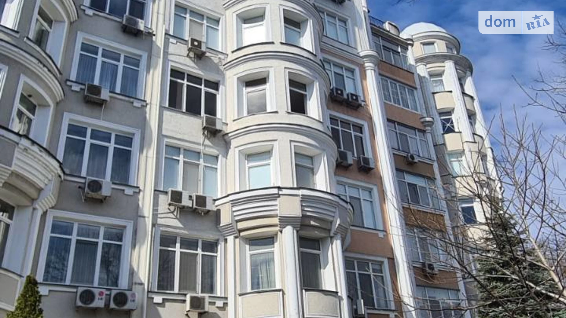Продається 3-кімнатна квартира 116 кв. м у Одесі, пров. Каркашадзе