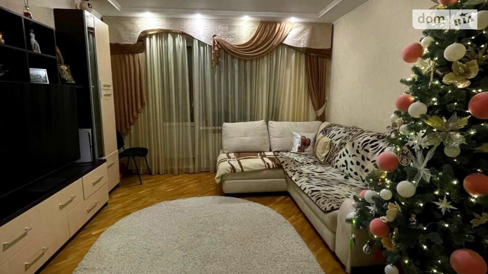 Продается 3-комнатная квартира 88.7 кв. м в Днепре, ул. Алана Шепарда(Суворова), 14