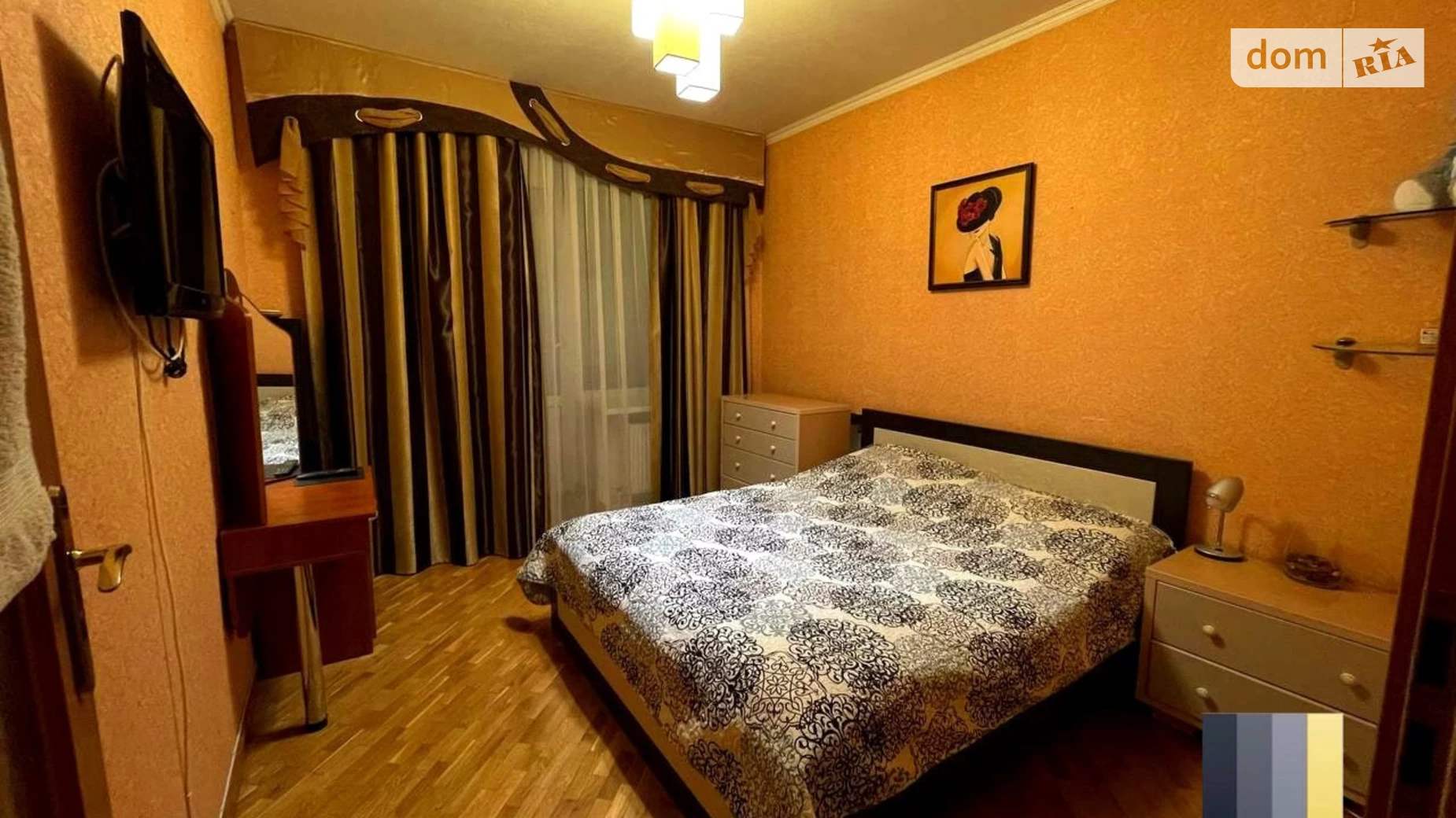 Продается 3-комнатная квартира 88.7 кв. м в Днепре, ул. Алана Шепарда(Суворова), 14