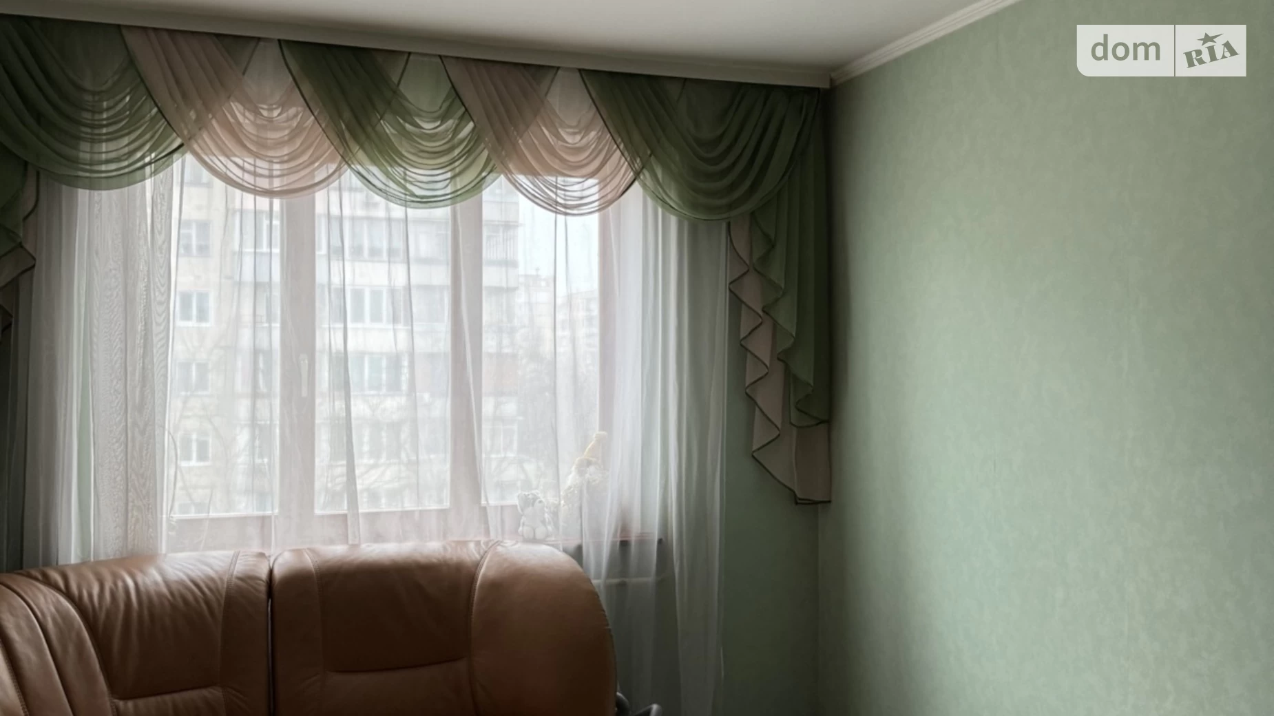 Продается 2-комнатная квартира 44 кв. м в Киеве, ул. Академика Булаховского, 24