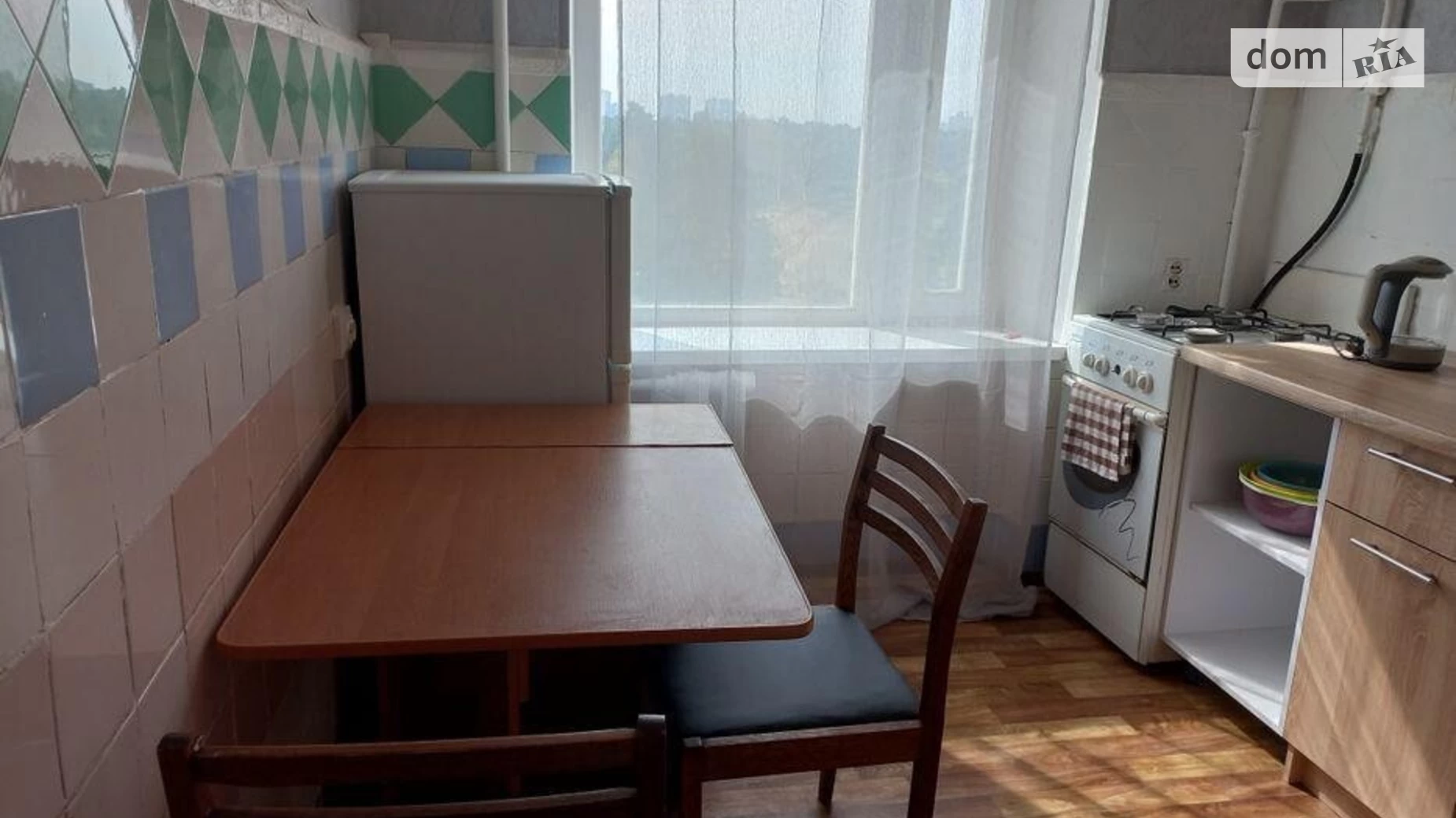 Продается 2-комнатная квартира 53 кв. м в Киеве, ул. Тростянецкая, 97