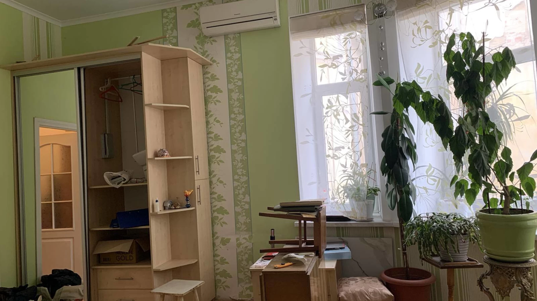 Продается 1-комнатная квартира 30 кв. м в Одессе, ул. Садовая, 7