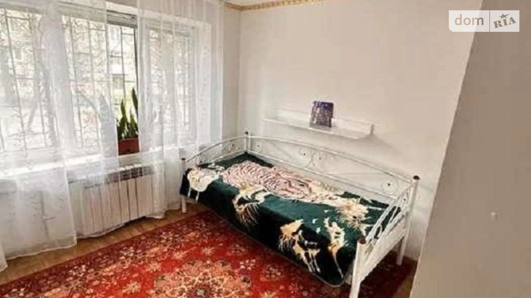 Продается 2-комнатная квартира 45 кв. м в Киеве, ул. Парково-Сырецкая, 12А