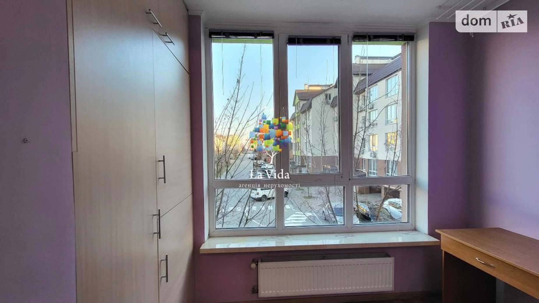 Продается 1-комнатная квартира 43.4 кв. м в Софиевской Борщаговке, ул. Дорошенко, 15