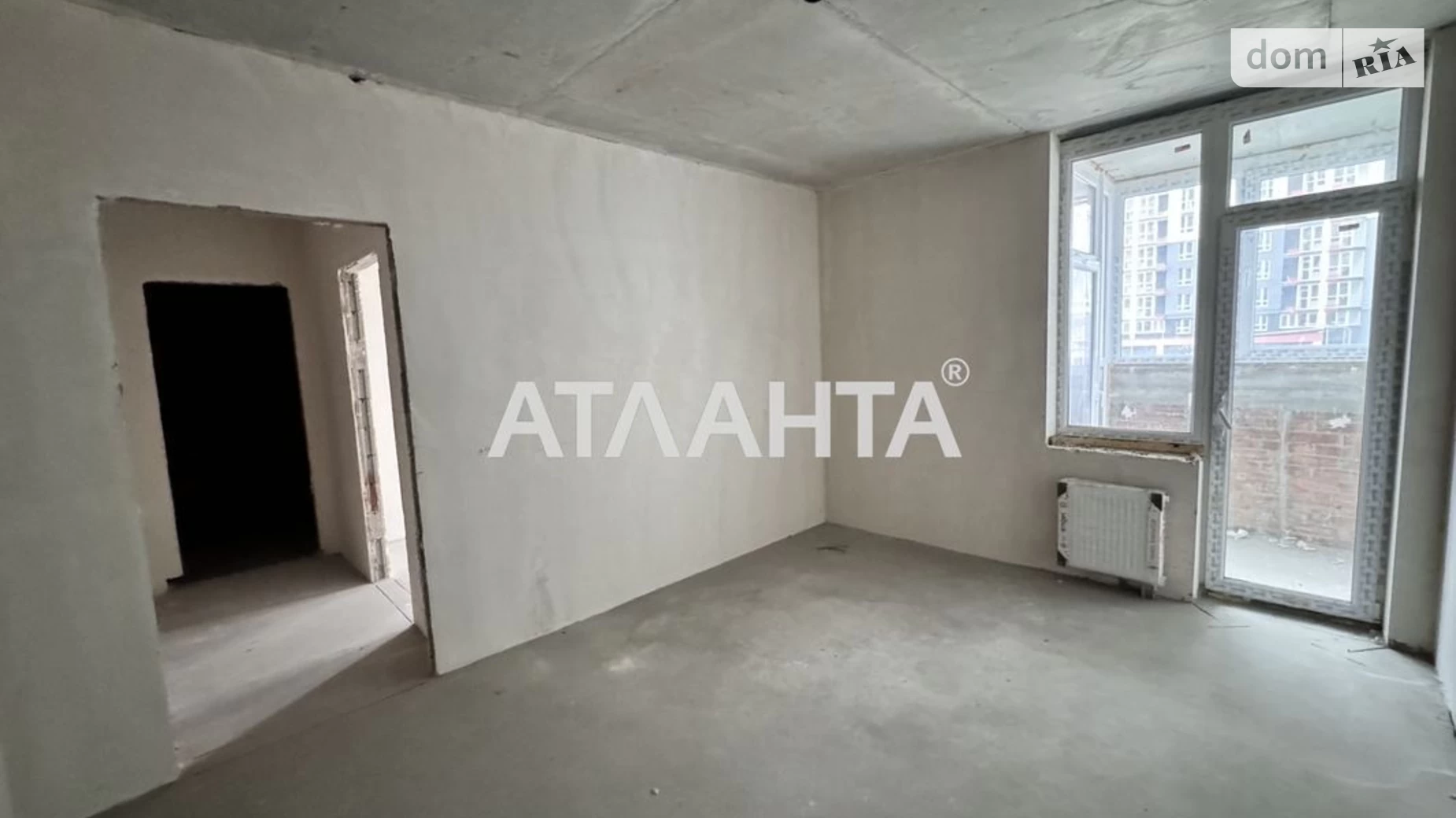 Продается 1-комнатная квартира 46.7 кв. м в Киеве, ул. Глеба Бабича(Канальная), 8