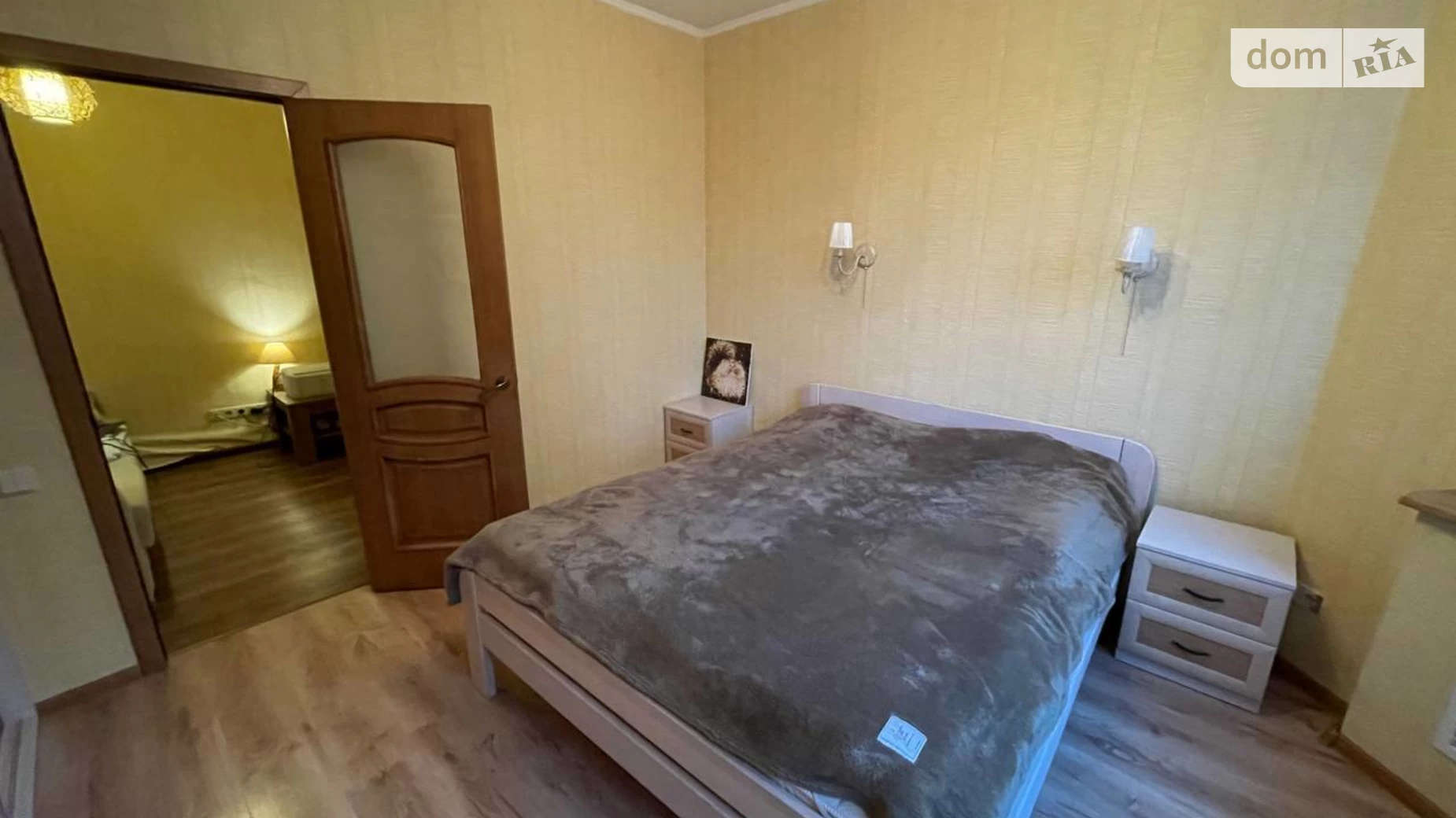 Продається 3-кімнатна квартира 85.5 кв. м у Коцюбинському, вул. Пономарьова