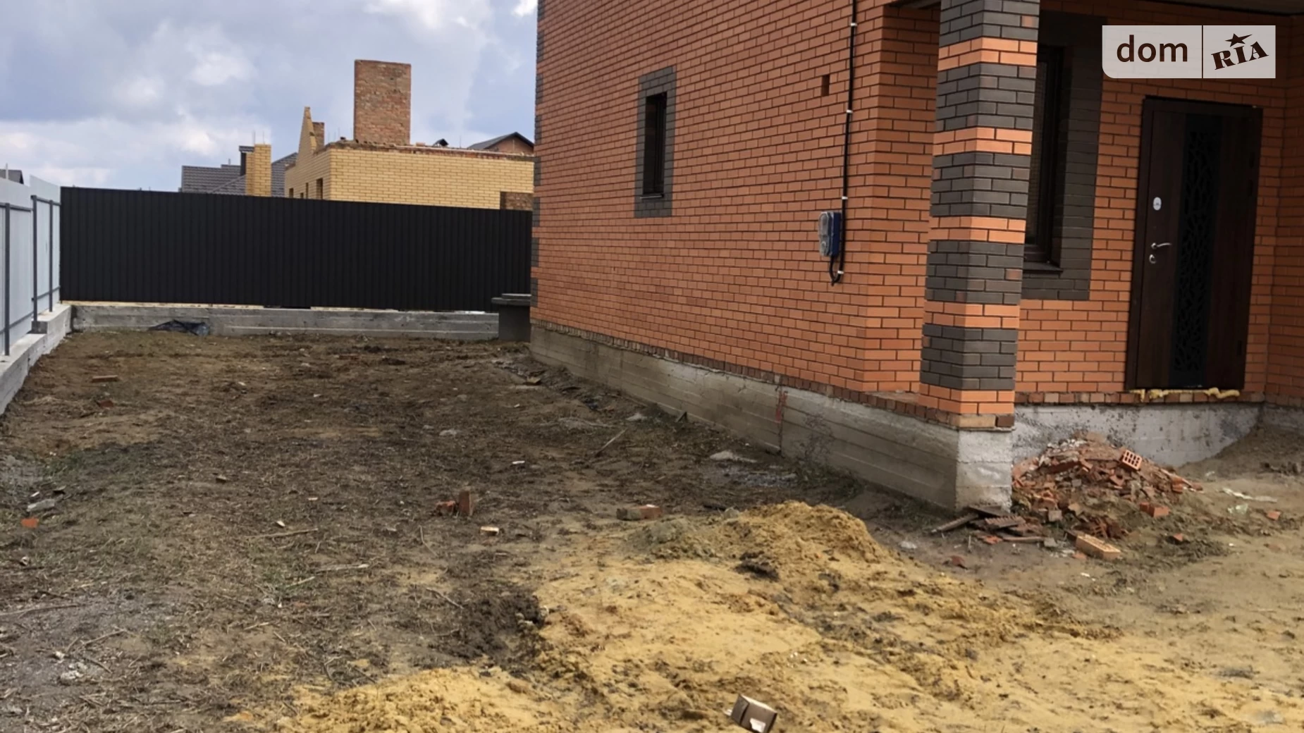 Продается дом на 2 этажа 120 кв. м с балконом, цена: 80000 $ - фото 2