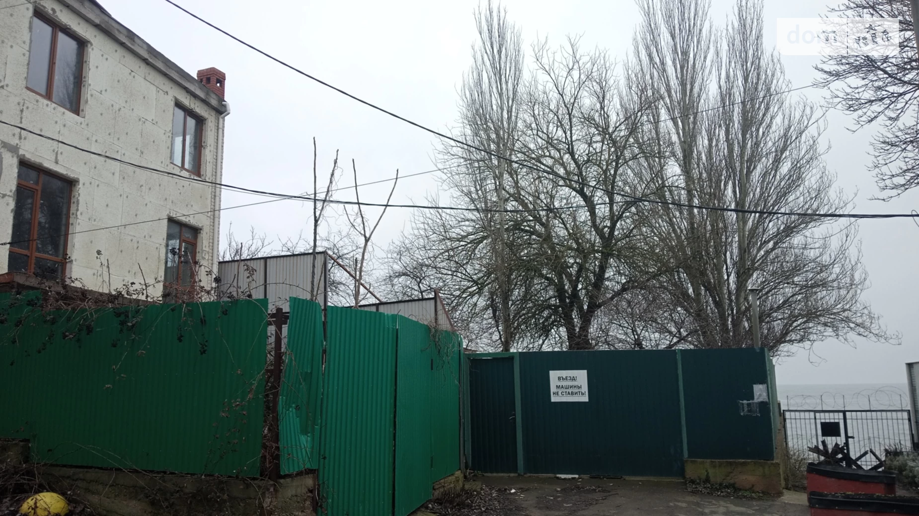 Продается дом на 3 этажа 250 кв. м с террасой, цена: 49000 $ - фото 2