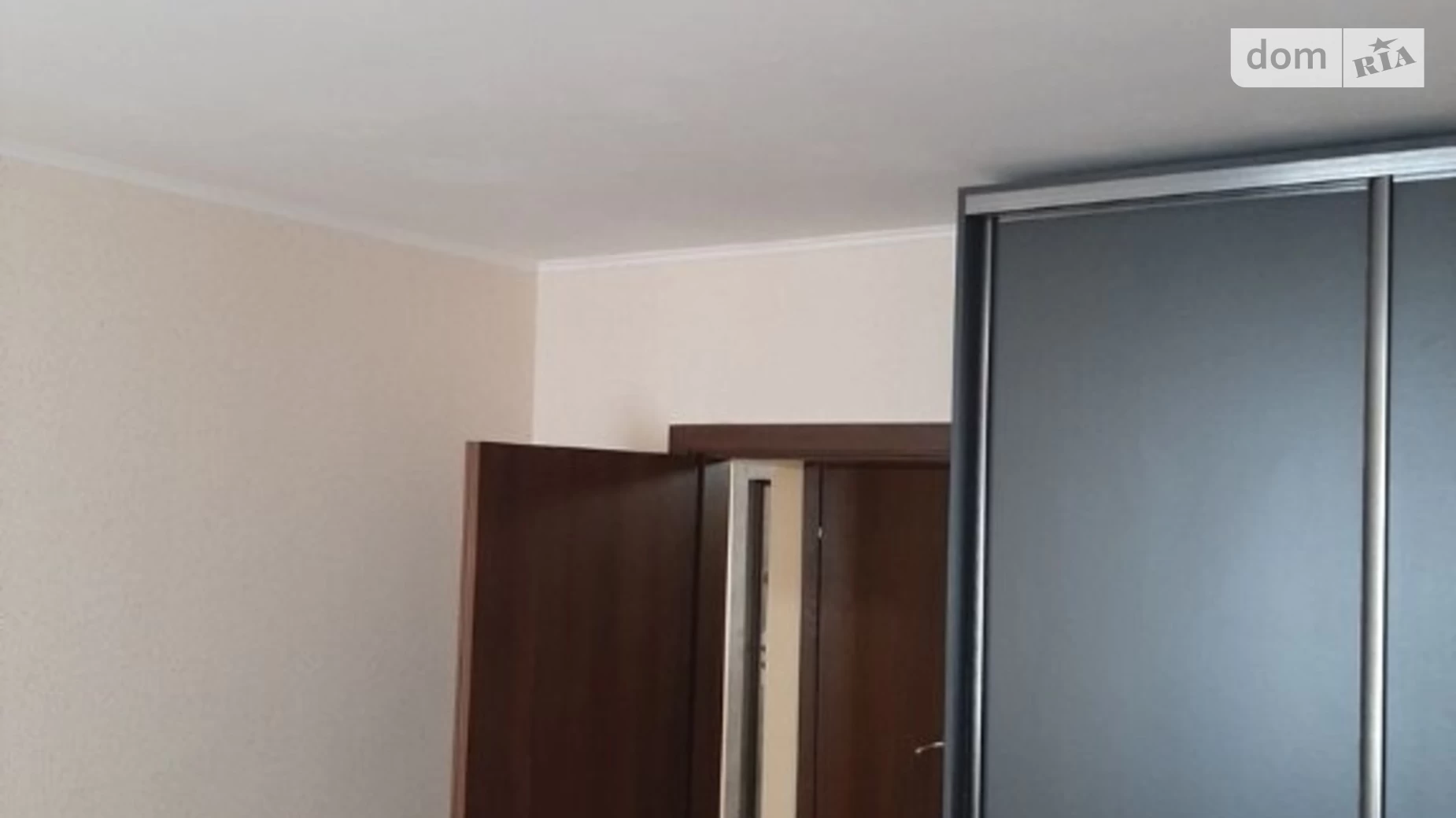 Продается 1-комнатная квартира 54 кв. м в Киеве, пер. Балтийский, 3